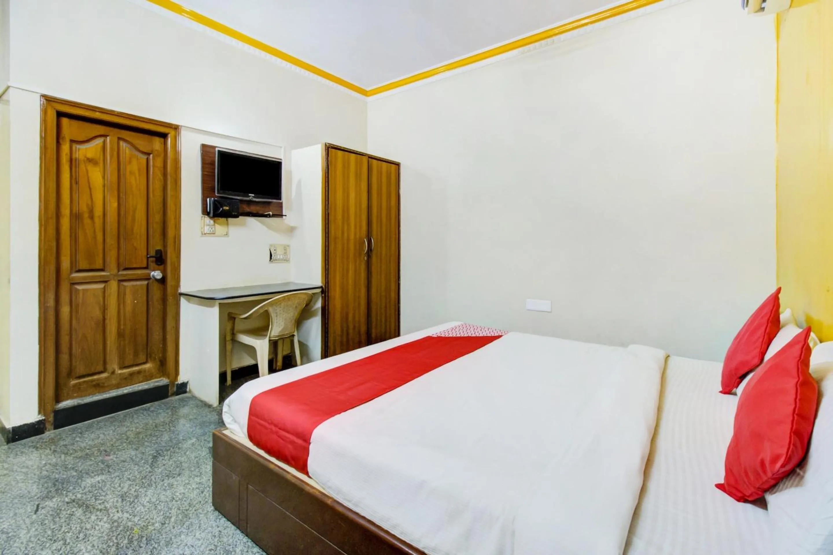 Bedroom in Hotel O Vijay Residency