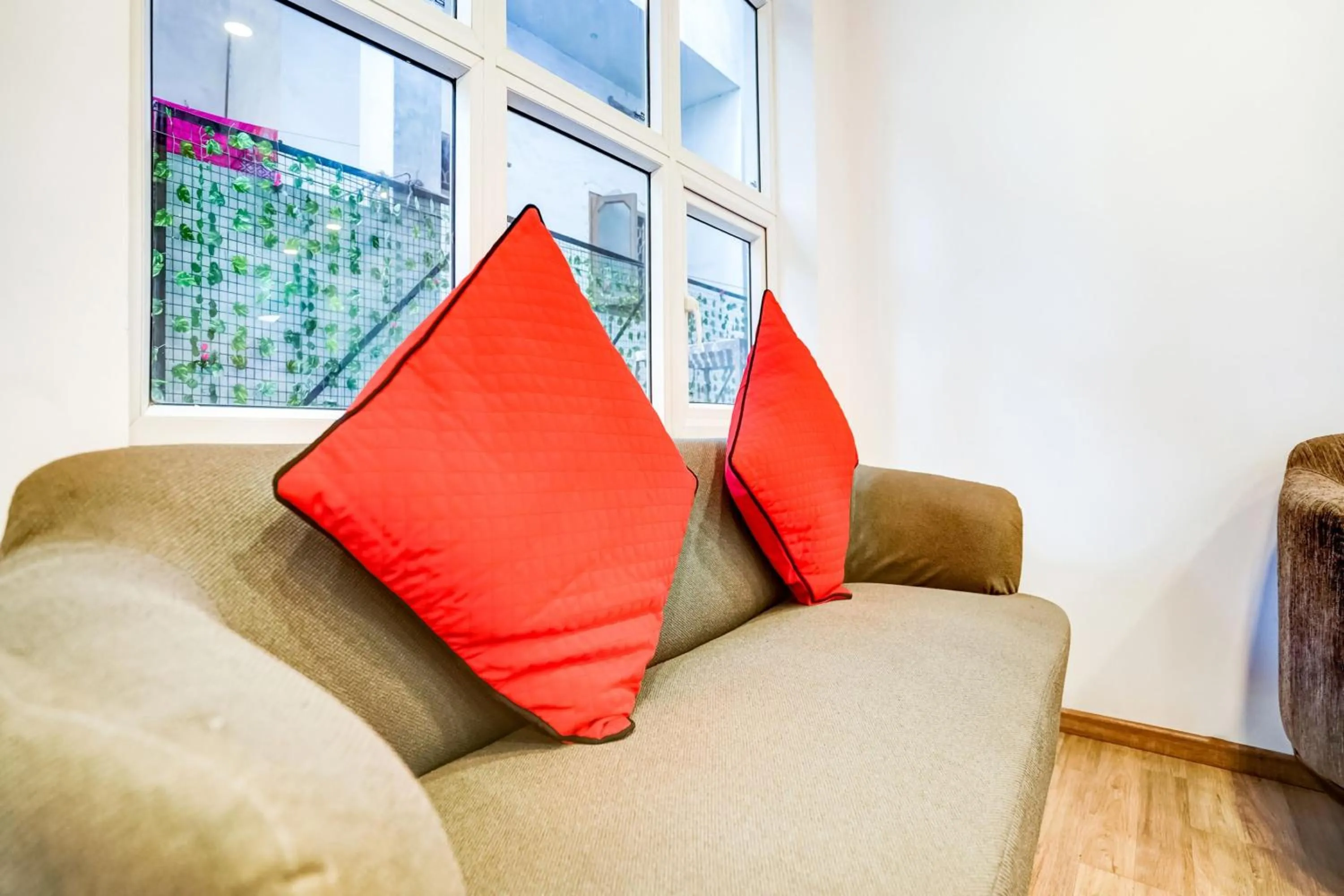 Lobby or reception in Super Townhouse Sector 19 Fun Republic Mall Indiranagar