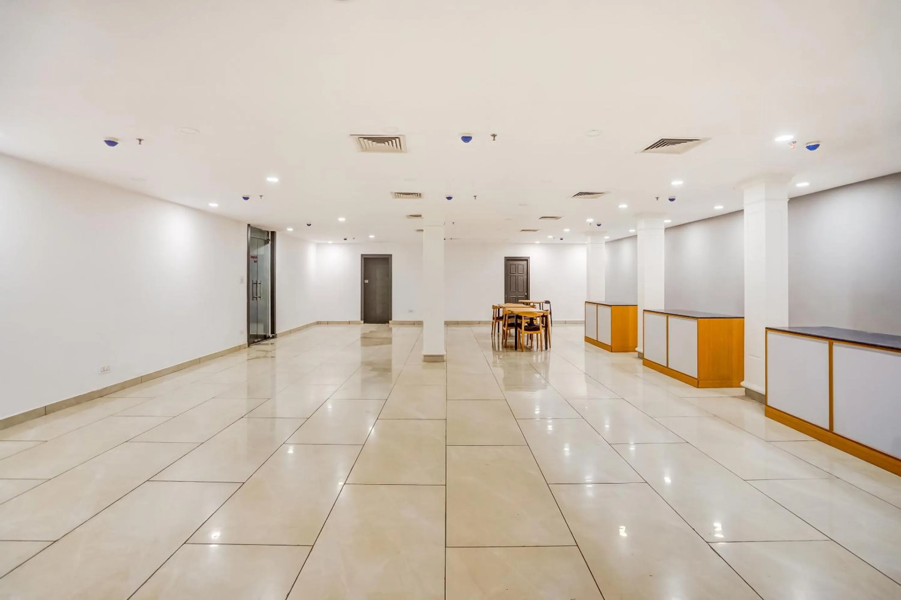 Lobby or reception in Super Townhouse Sector 19 Fun Republic Mall Indiranagar