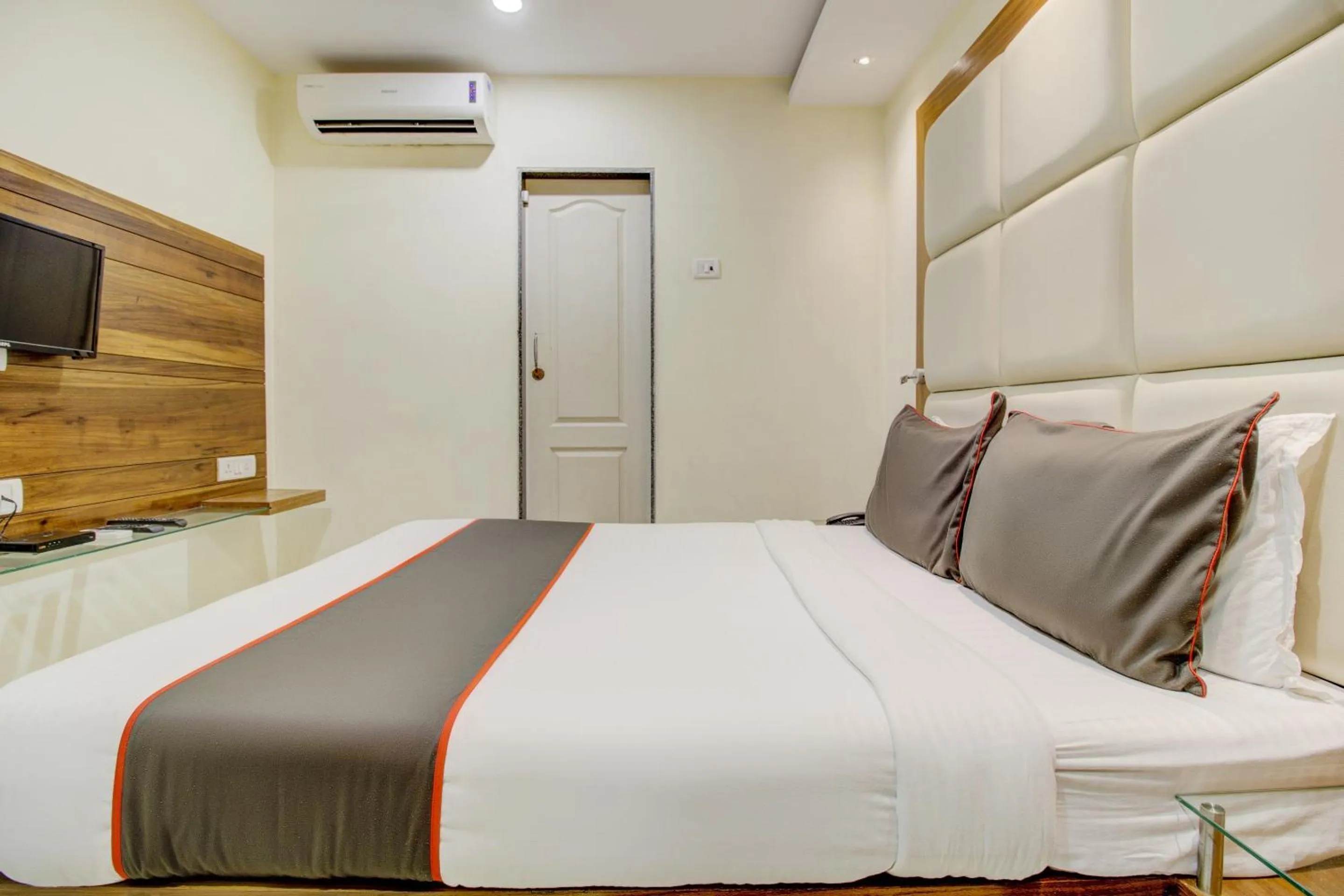 Bedroom, Bed in Hotel O Address Inn