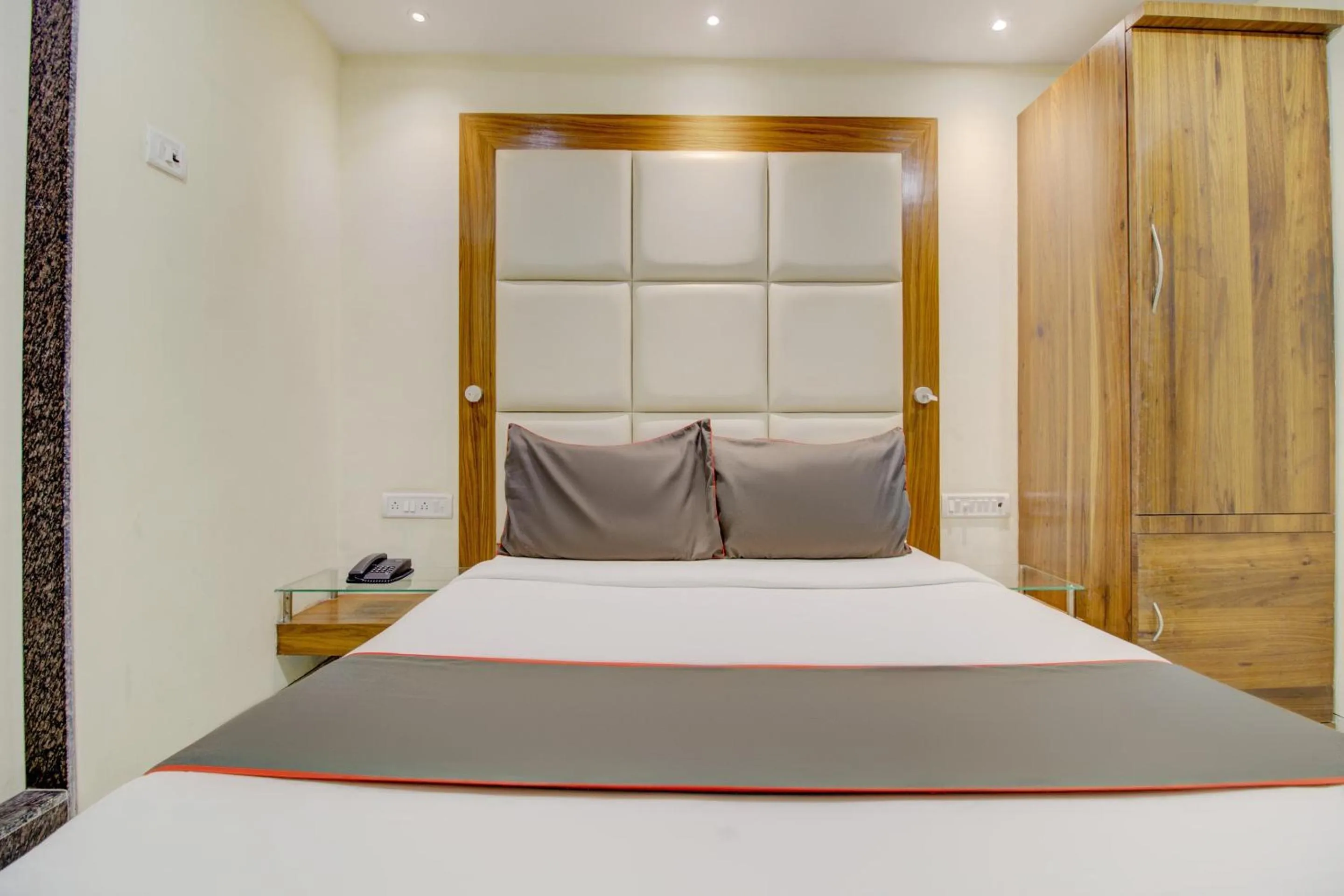 Bedroom, Bed in Hotel O Address Inn