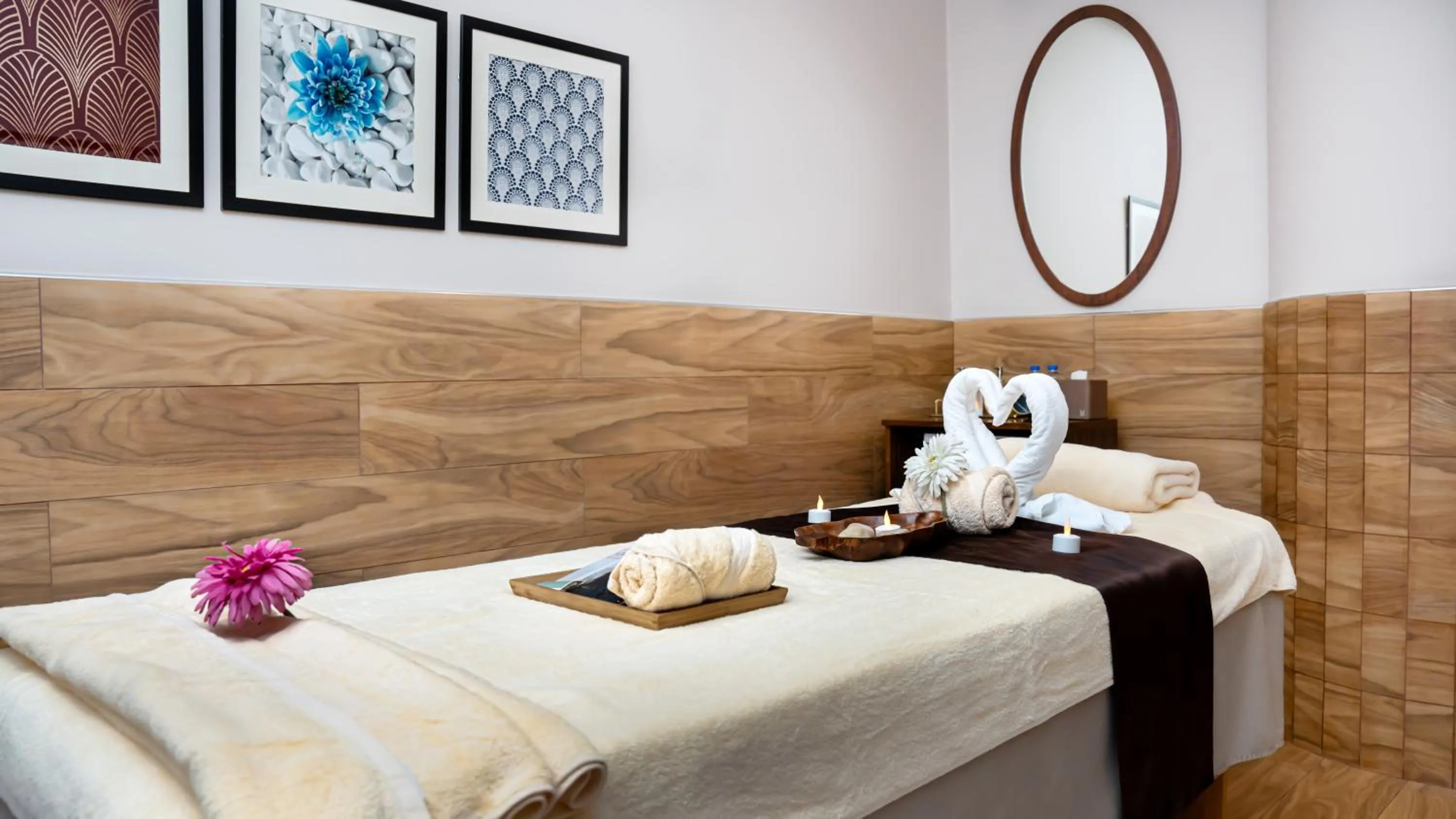 Spa and wellness centre/facilities, Bed in Millennium Hotel Doha