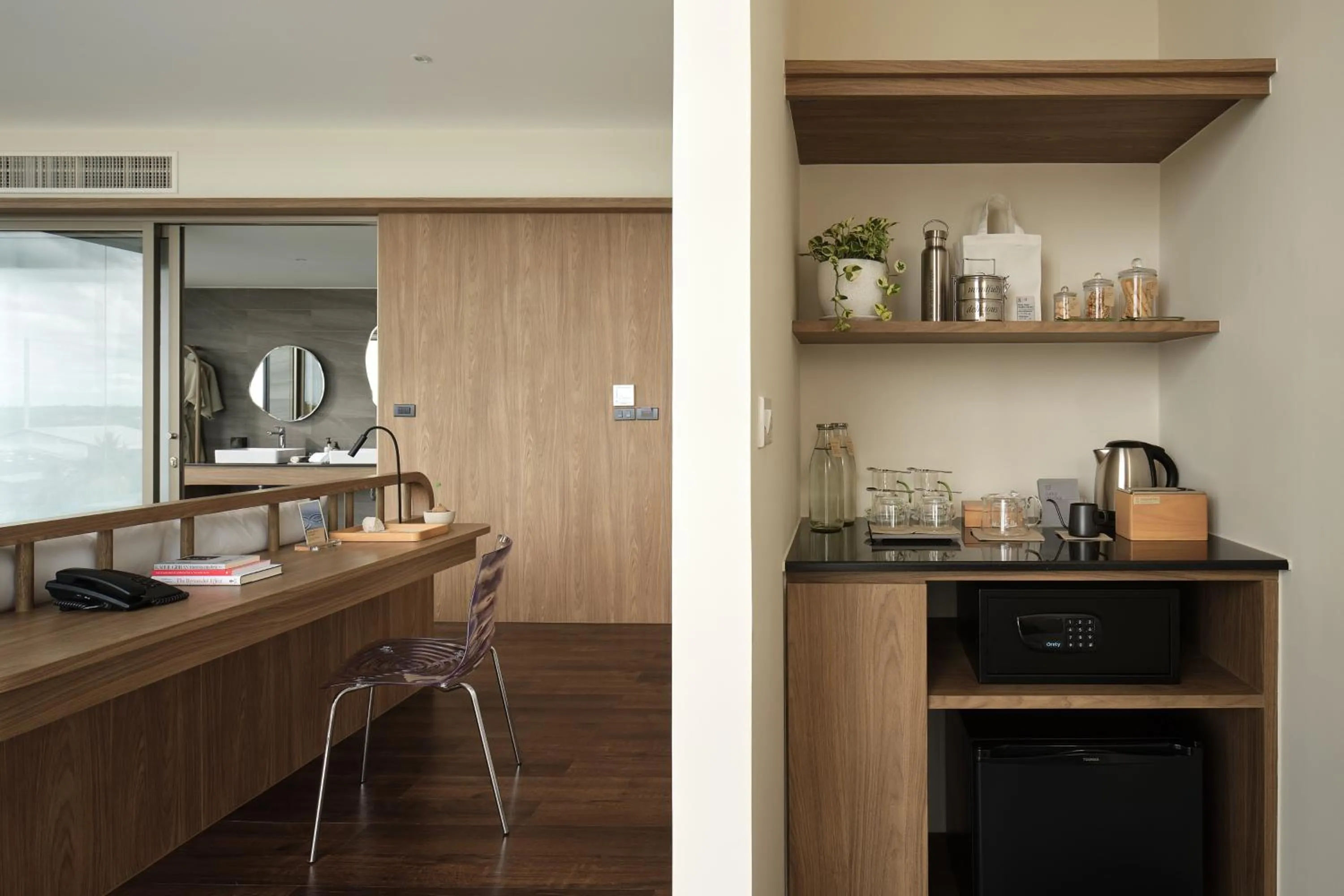 Photo of the whole room in neera retreat hotel