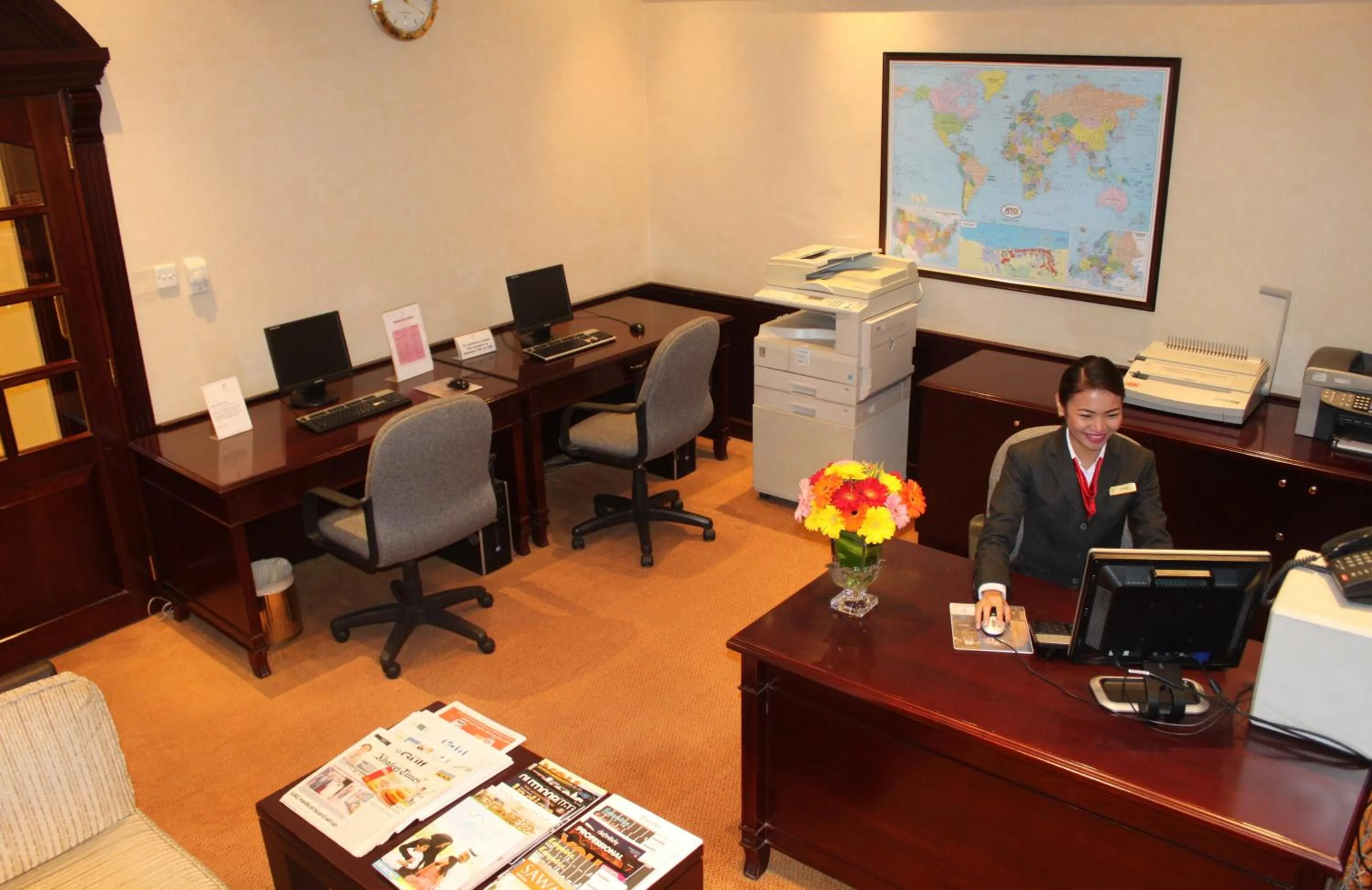 Business facilities in Carlton Palace Hotel