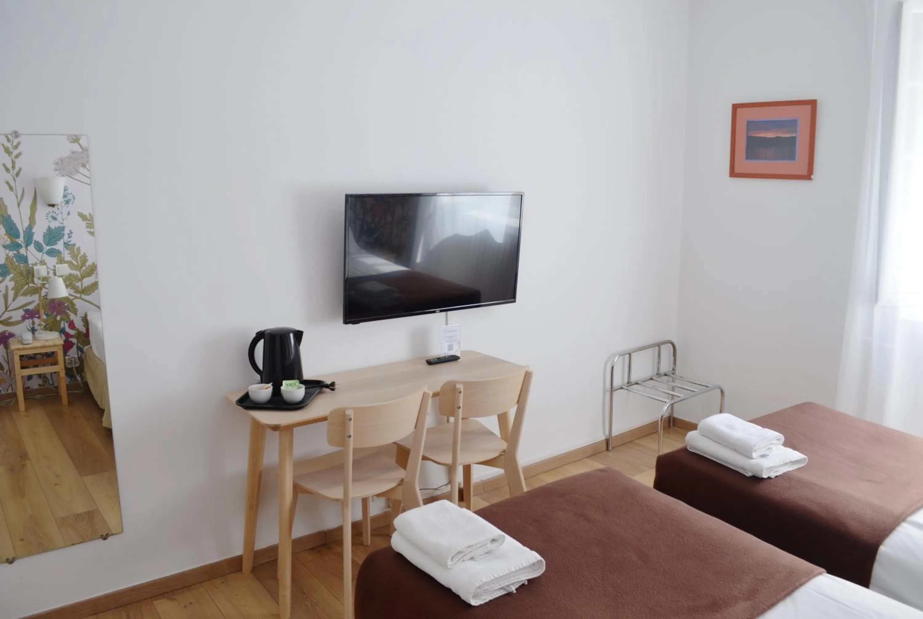 Bed in Hôtel du Parc