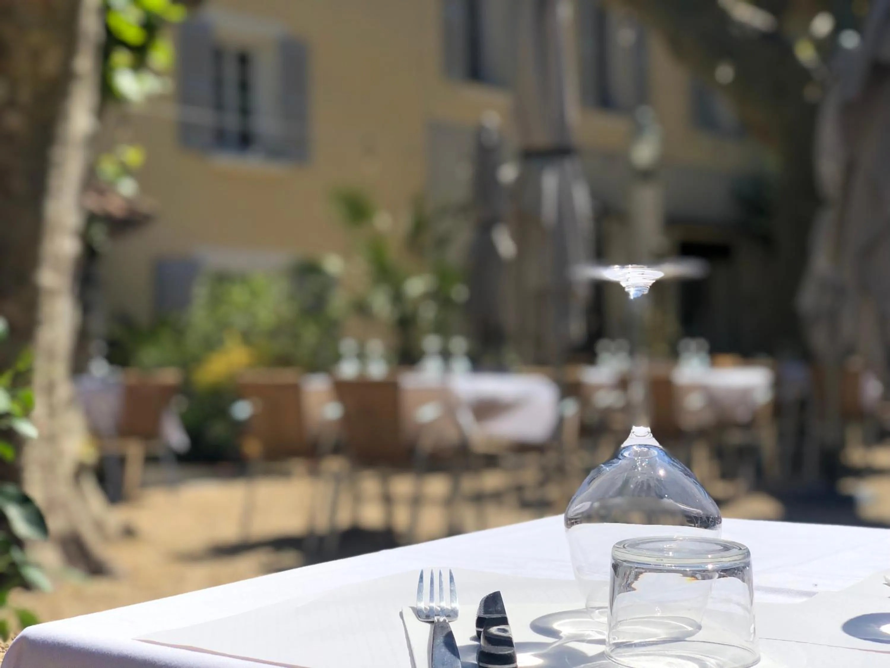 Patio in Hôtel du Parc