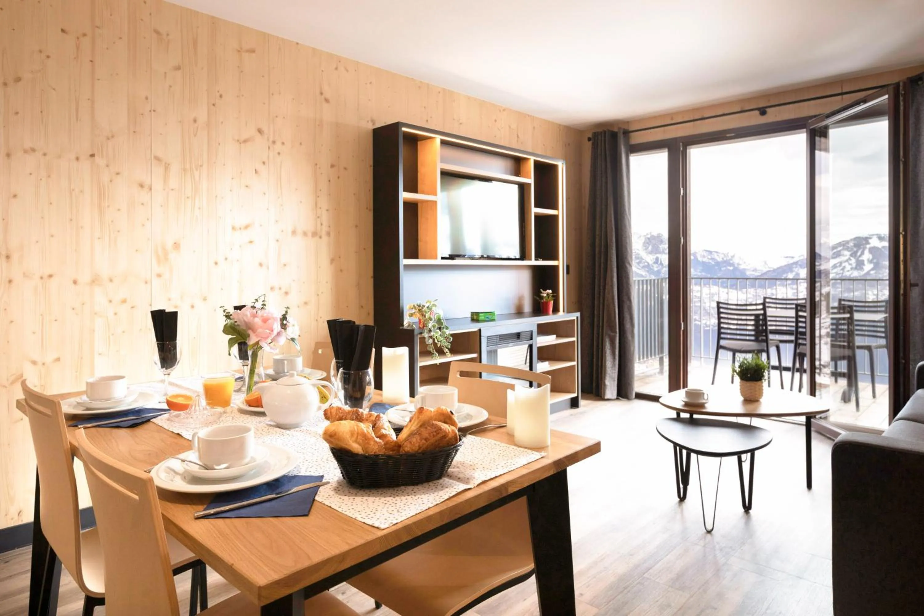 kitchen in Résidence Club MMV L'Etoile des Sybelles