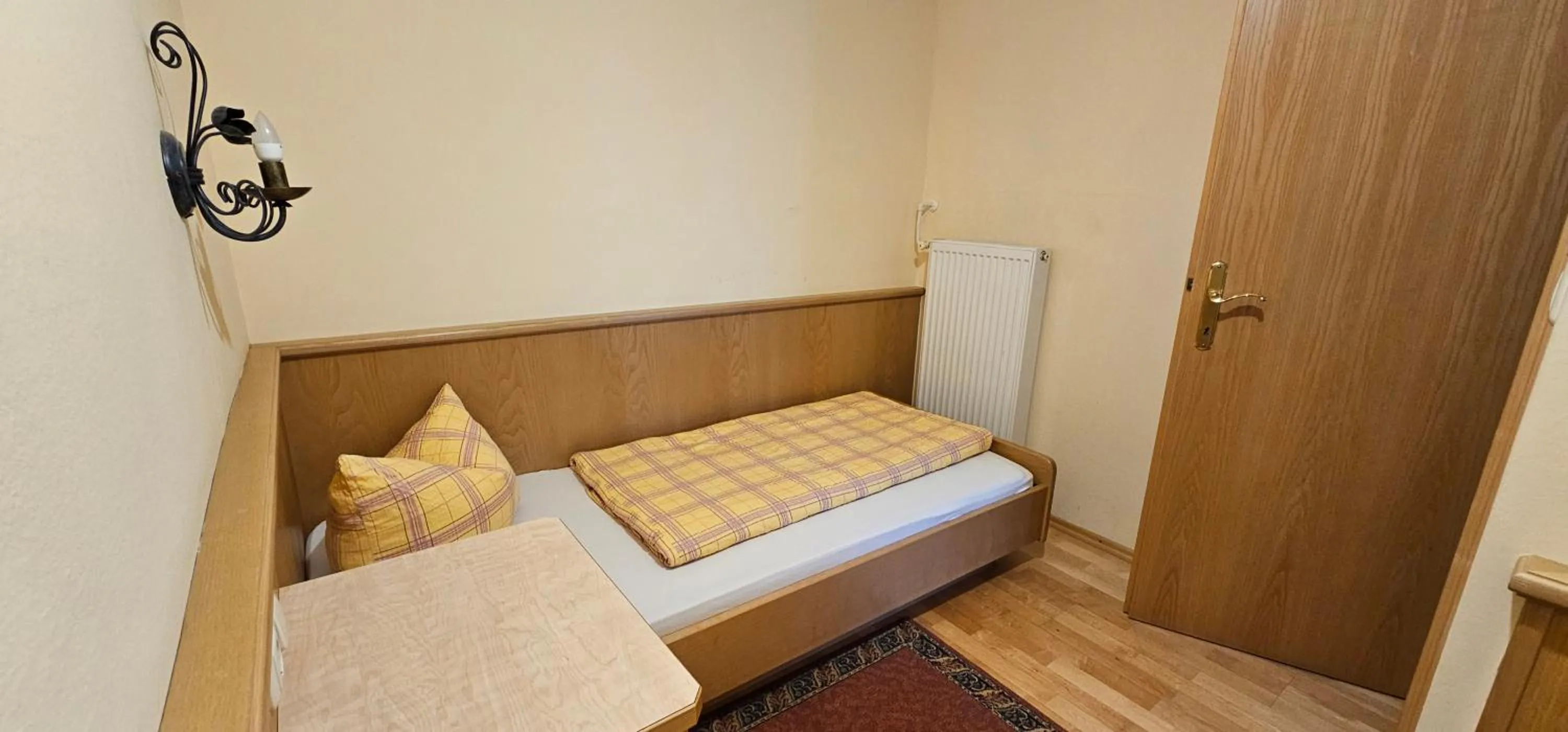 Bed in Hotel-Garni Pramstraller