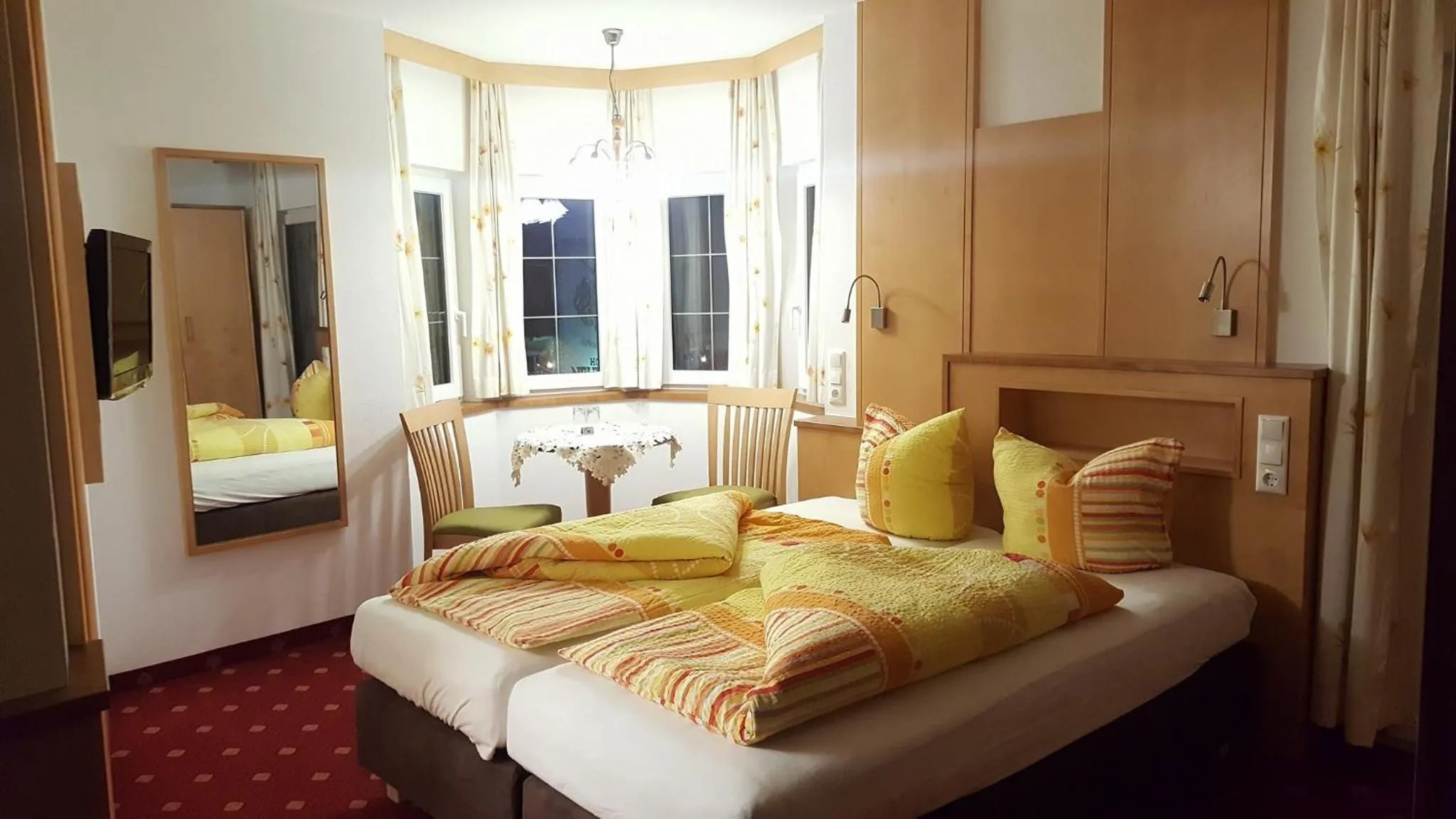 Bed in Hotel-Garni Pramstraller