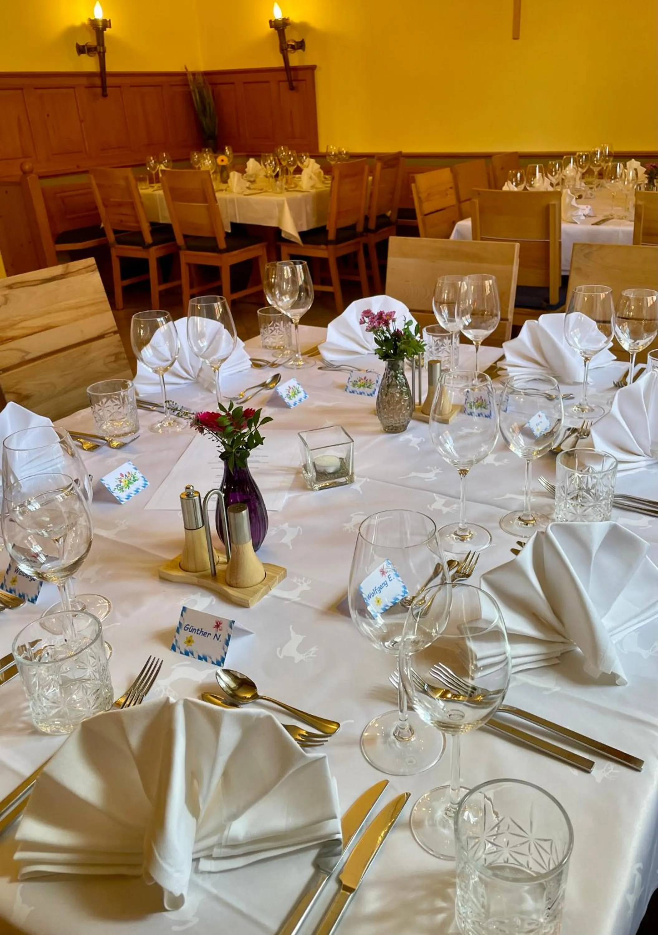 Restaurant/places to eat in Römercastell Wirtshaus & Hotel