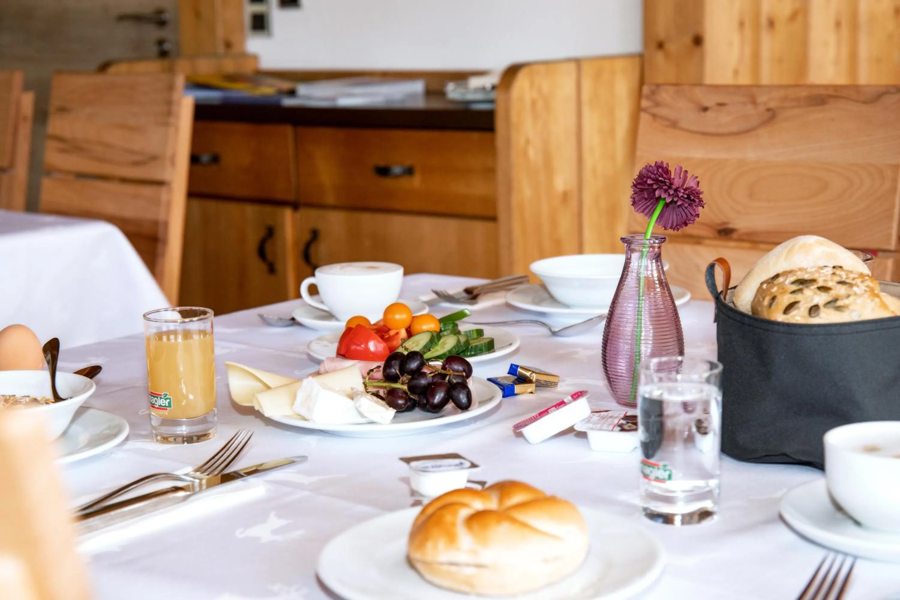 Breakfast in Römercastell Wirtshaus & Hotel