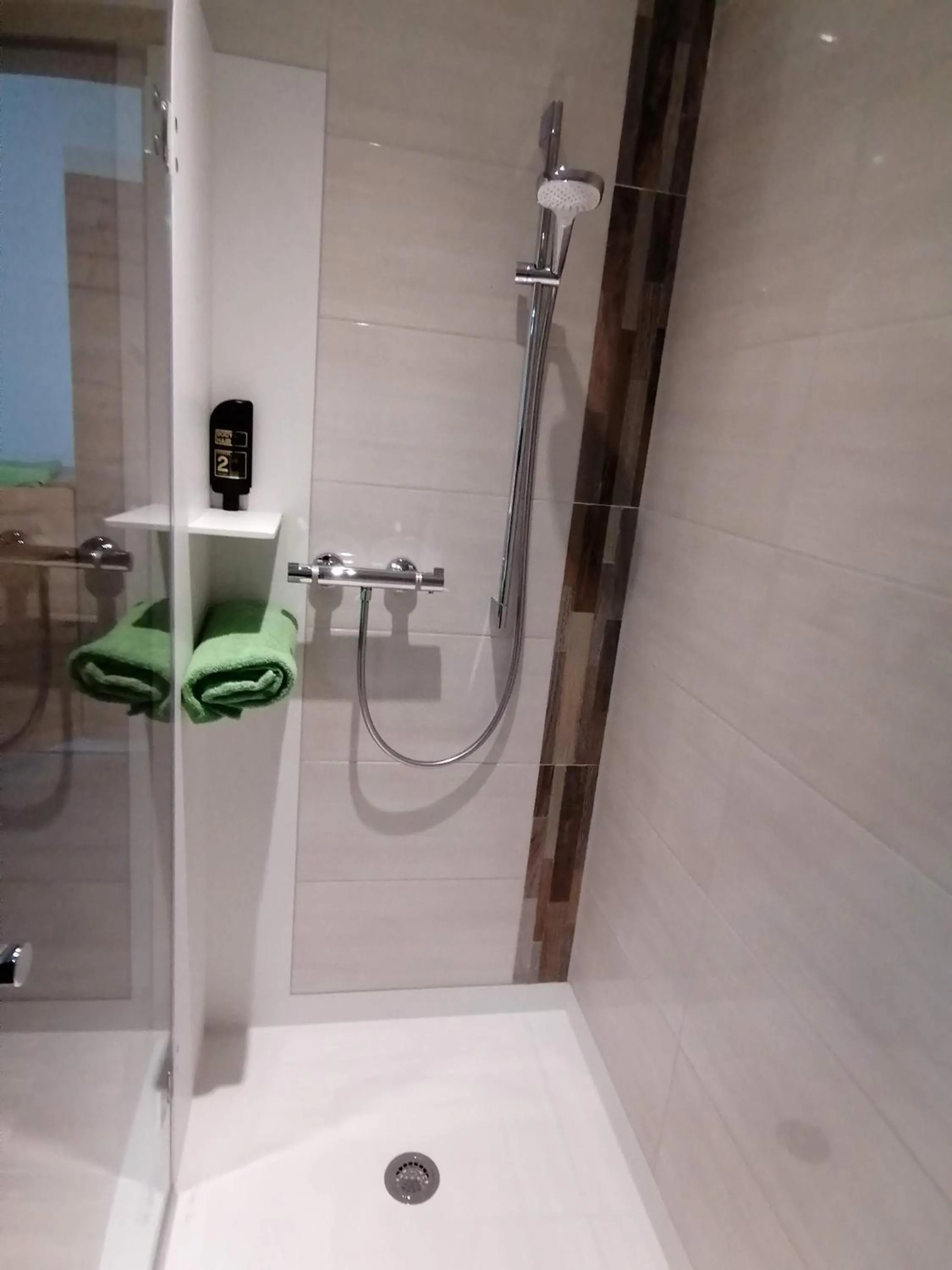 Bathroom in Römercastell Wirtshaus & Hotel