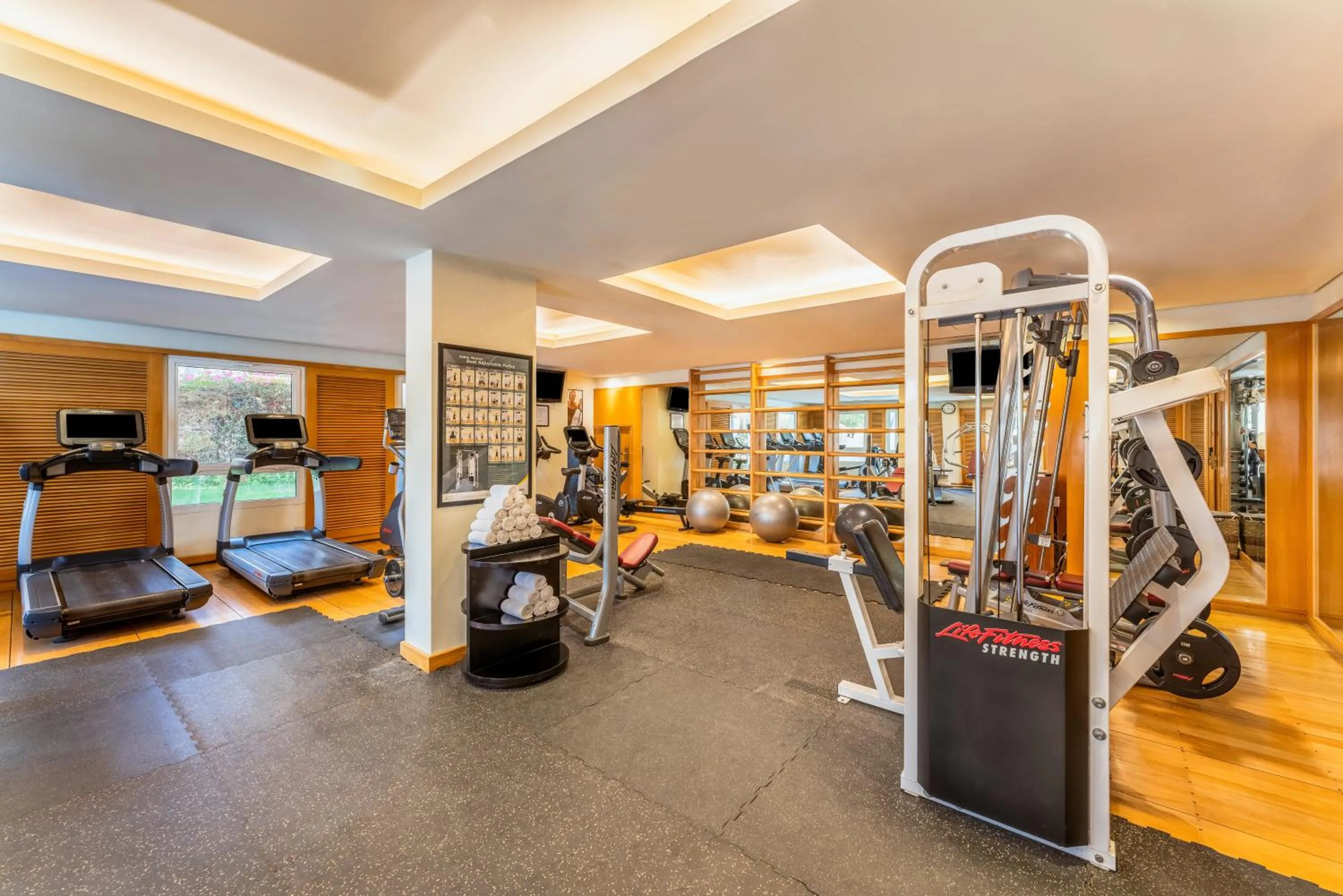 Fitness centre/facilities in Mövenpick Hotel Doha