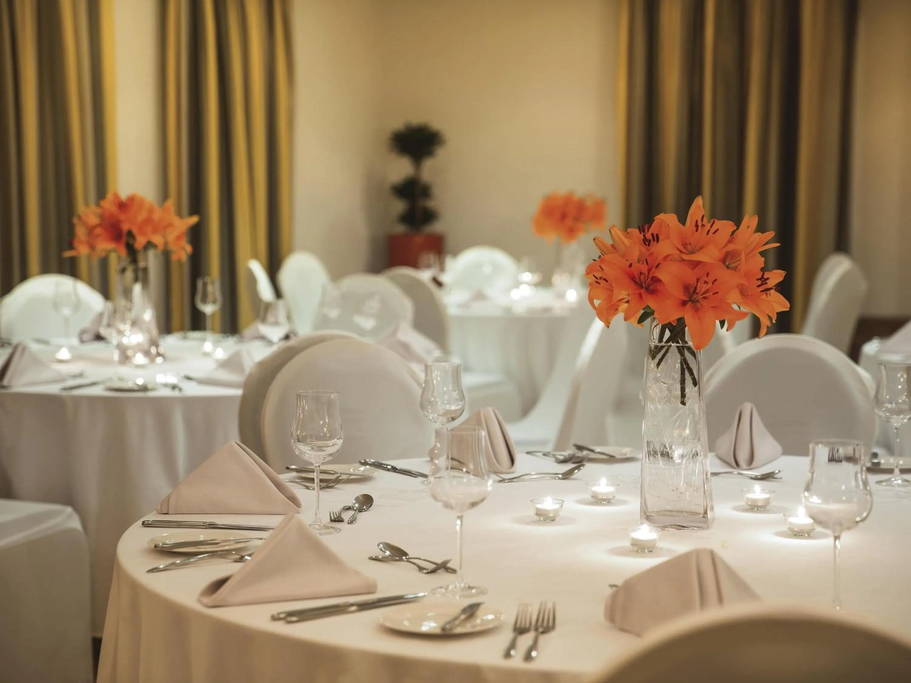 Meeting/conference room in Mövenpick Hotel Doha