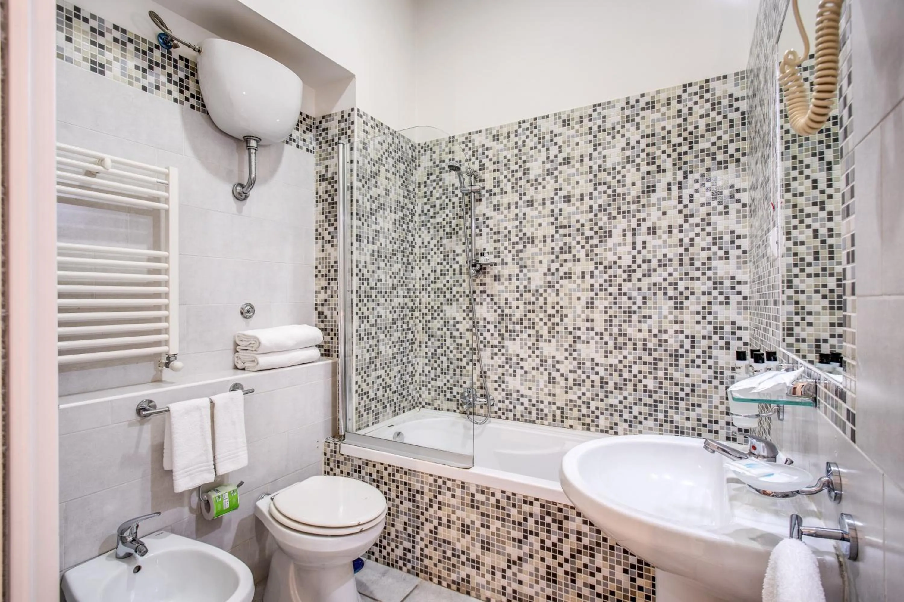 Bathroom in Napoli's Gold