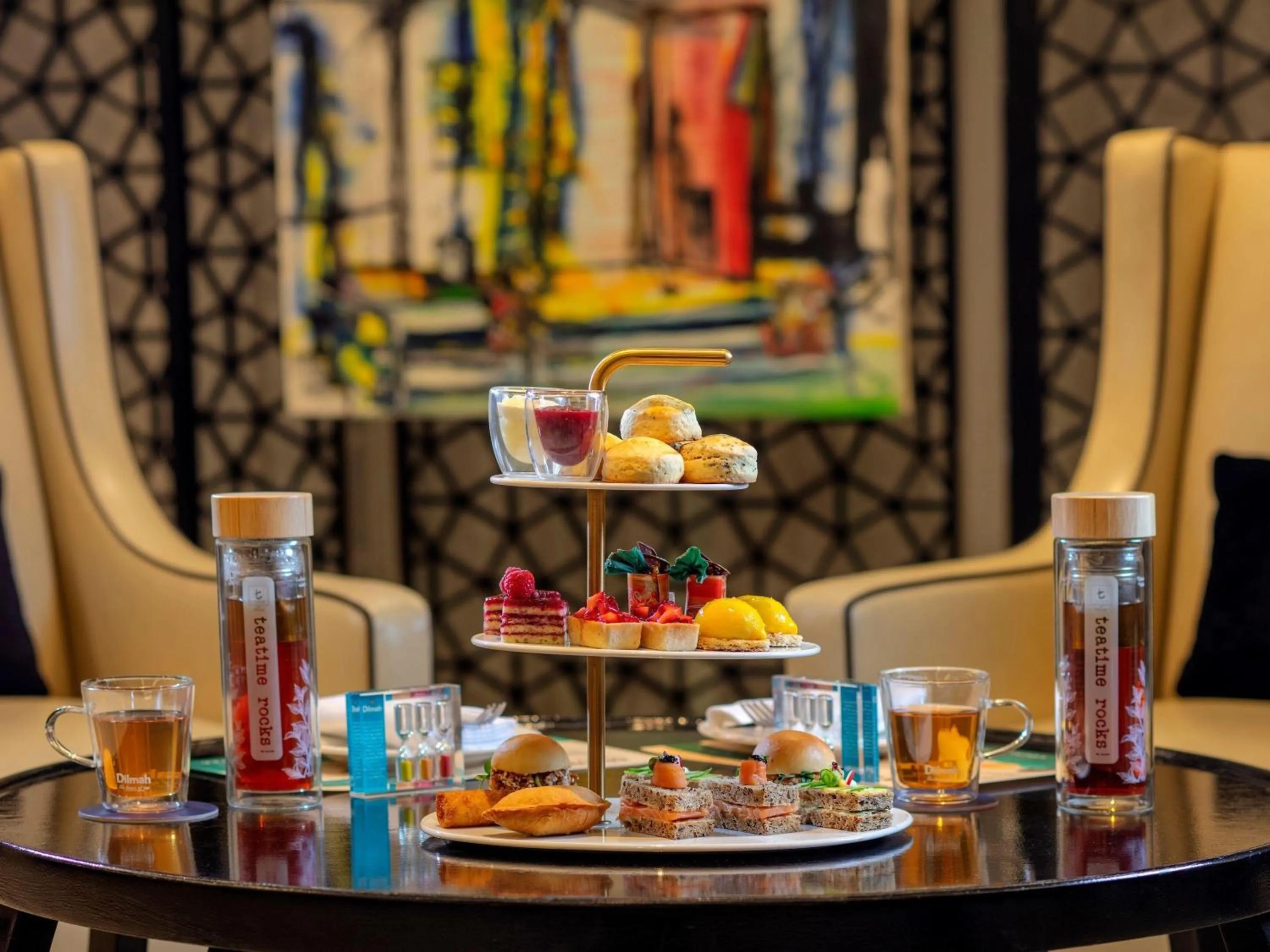 Restaurant/places to eat in Pullman Dubai Creek City Centre