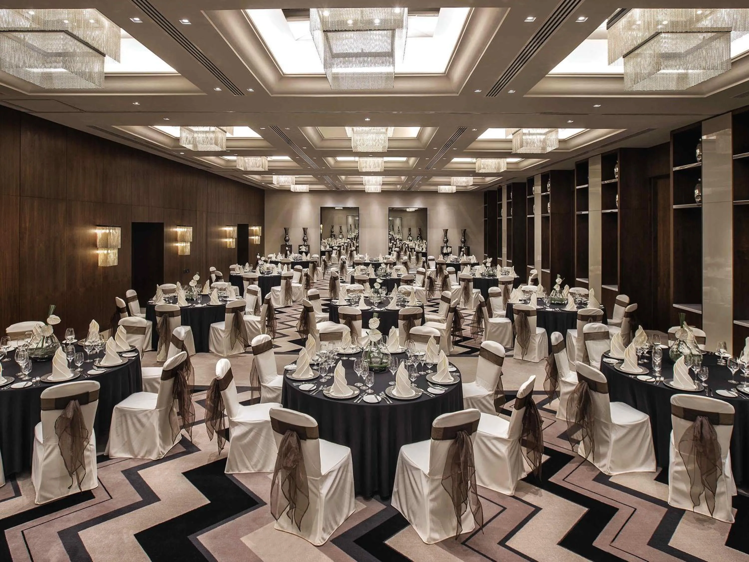 Meeting/conference room in Pullman Dubai Creek City Centre