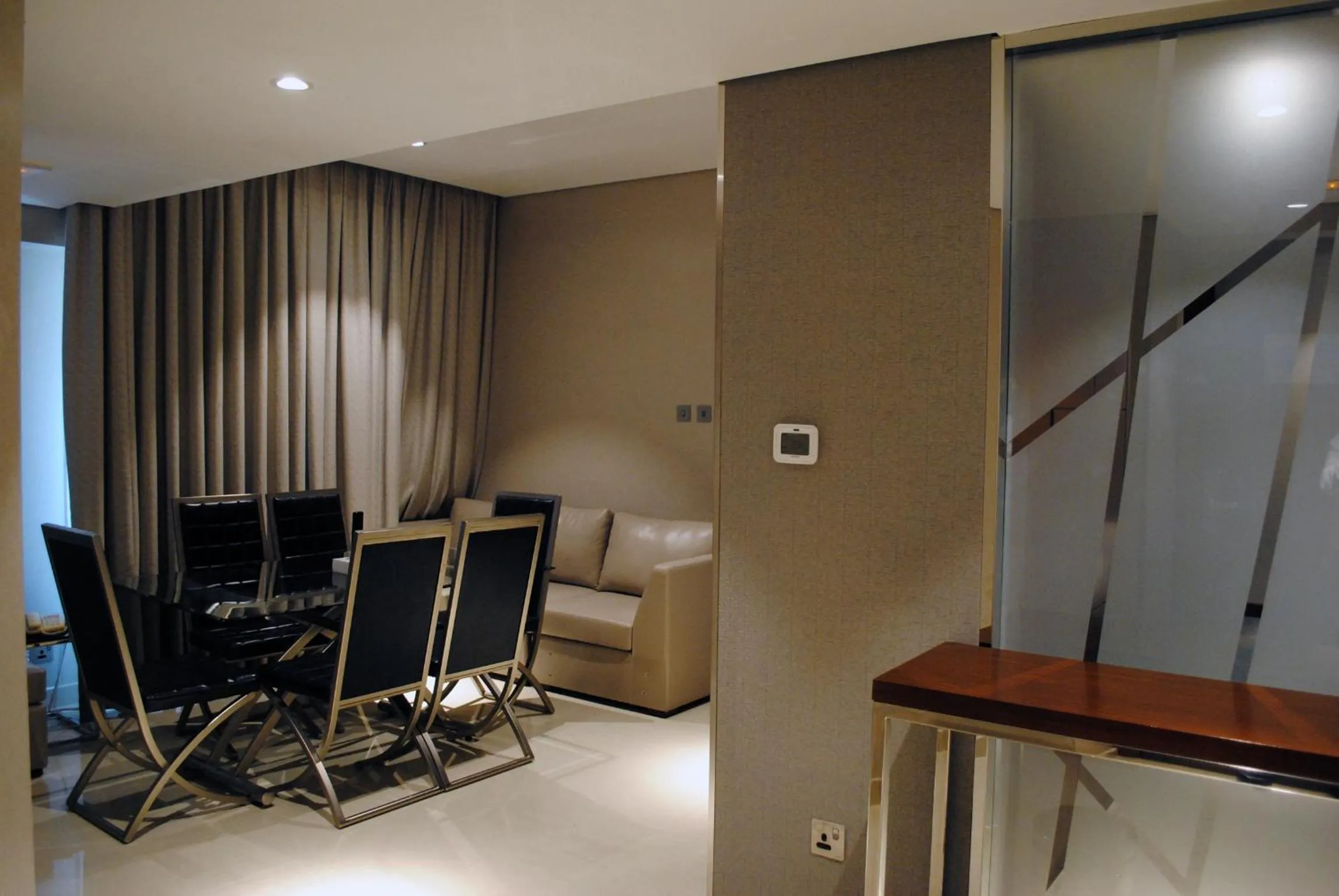 Area and facilities in Versailles by Vieras Hotel