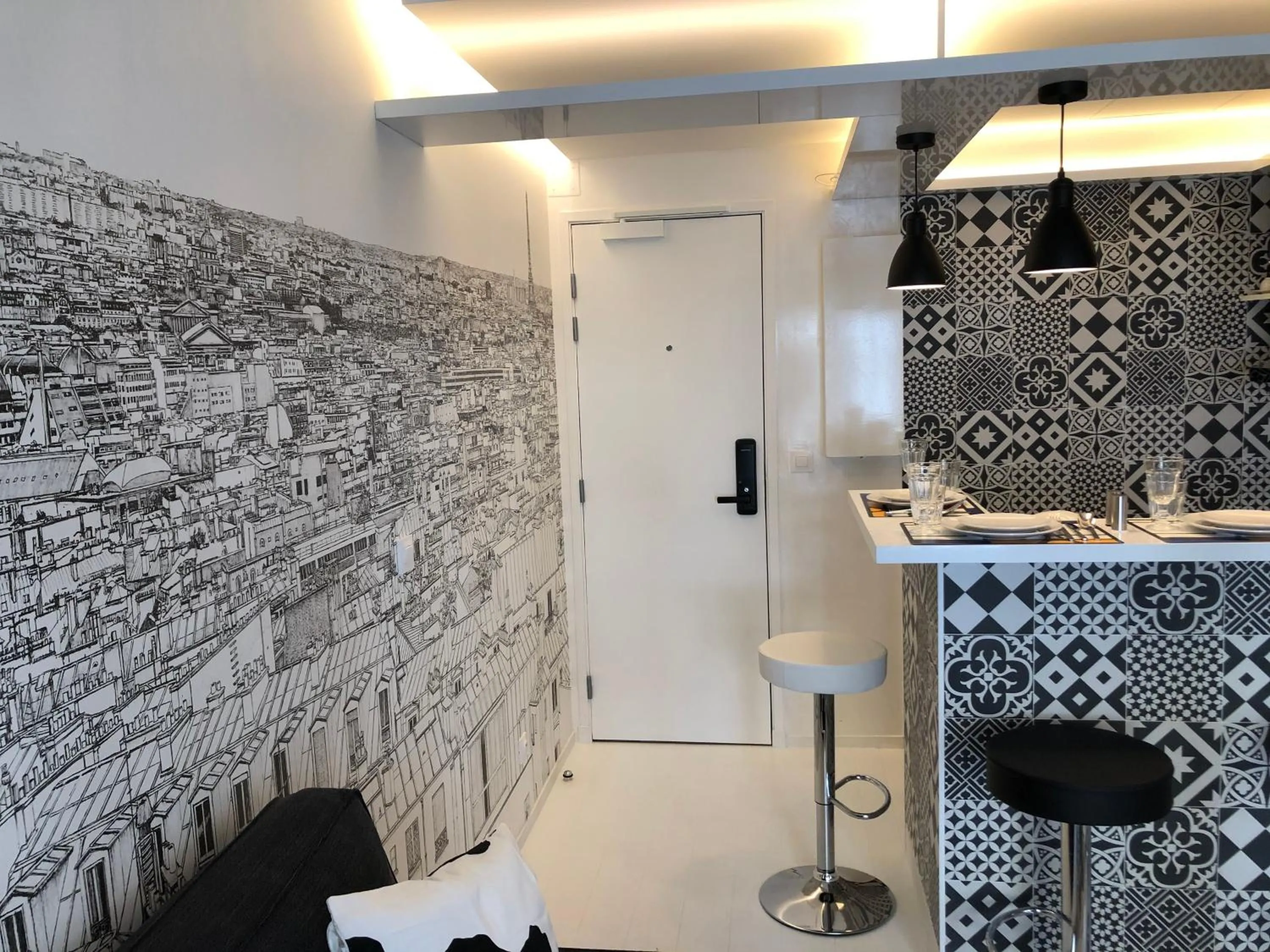 Appartement Hainaut Paris XIXème- Tout Equipé!