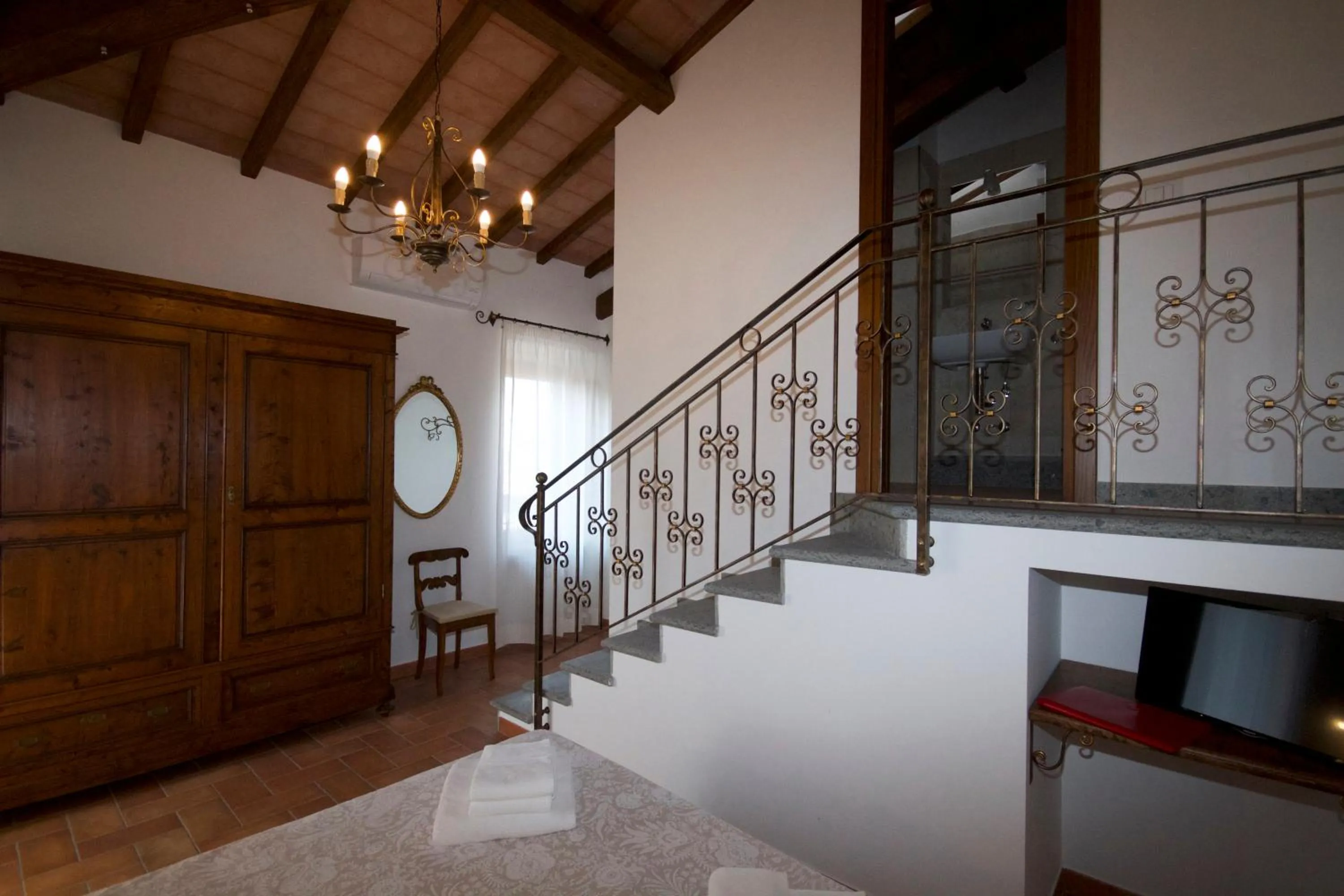 Bedroom in Il Gallo Nero