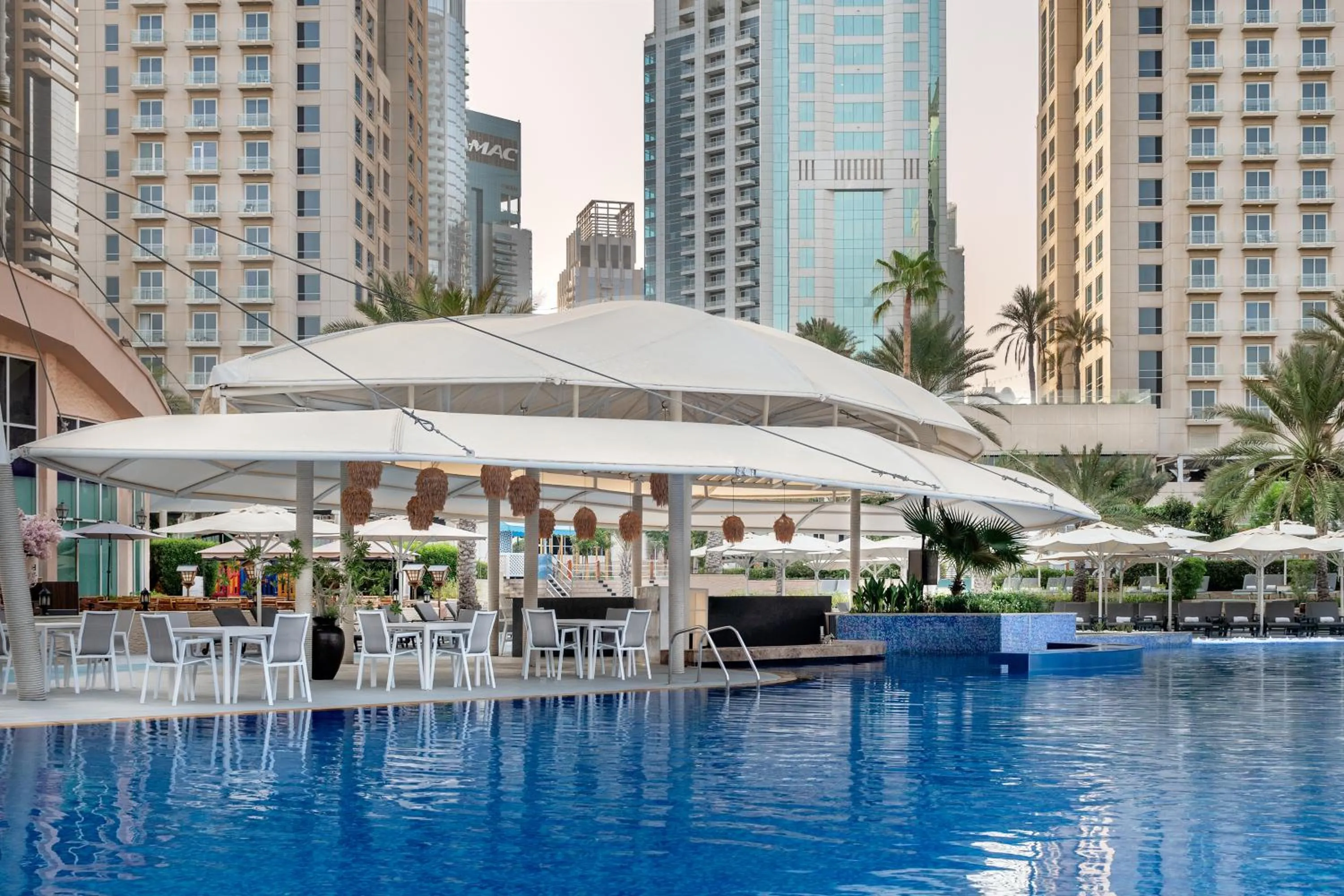 Lounge or bar in Al Habtoor Grand Resort, Autograph Collection