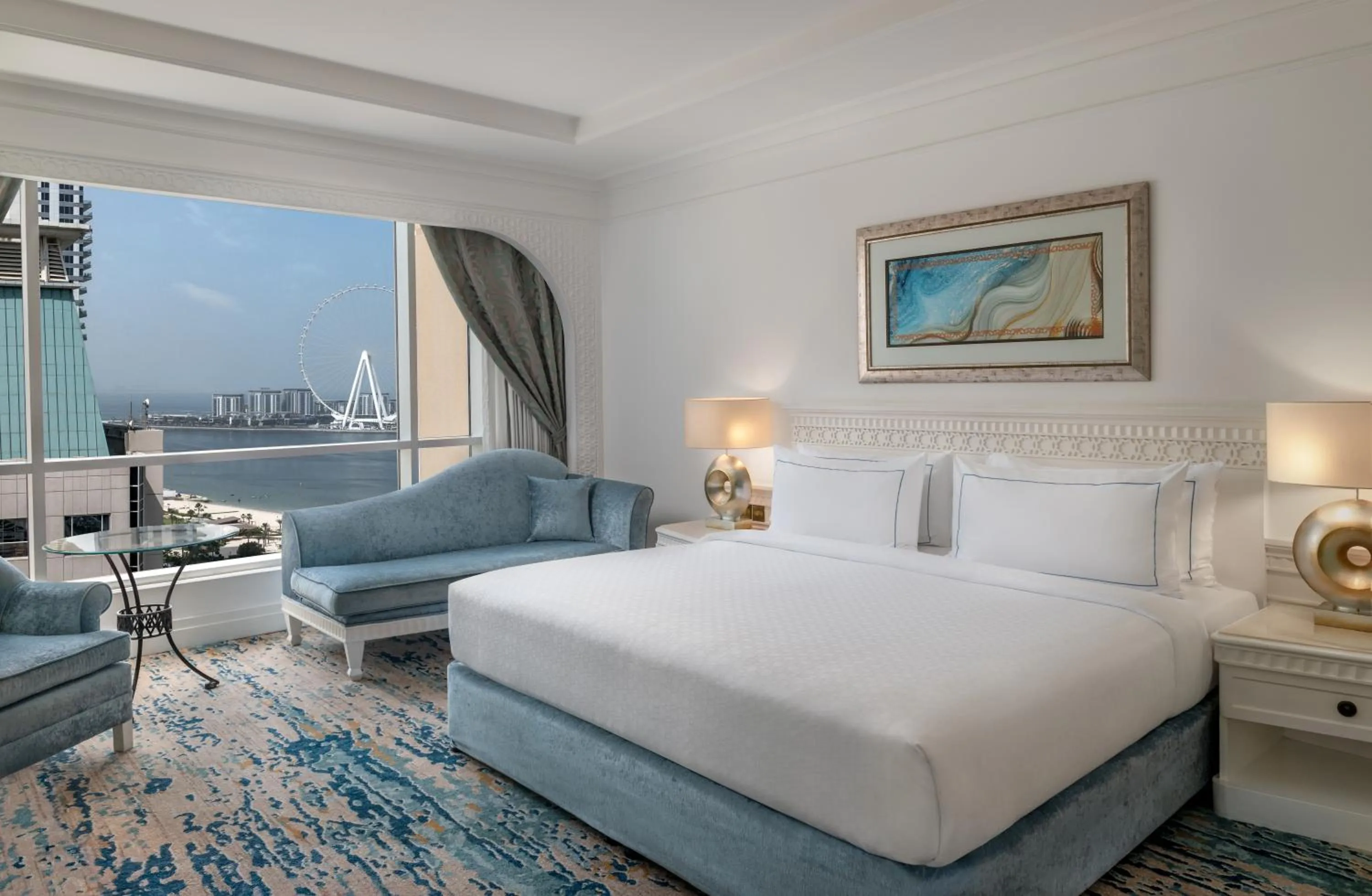 Bed in Al Habtoor Grand Resort, Autograph Collection