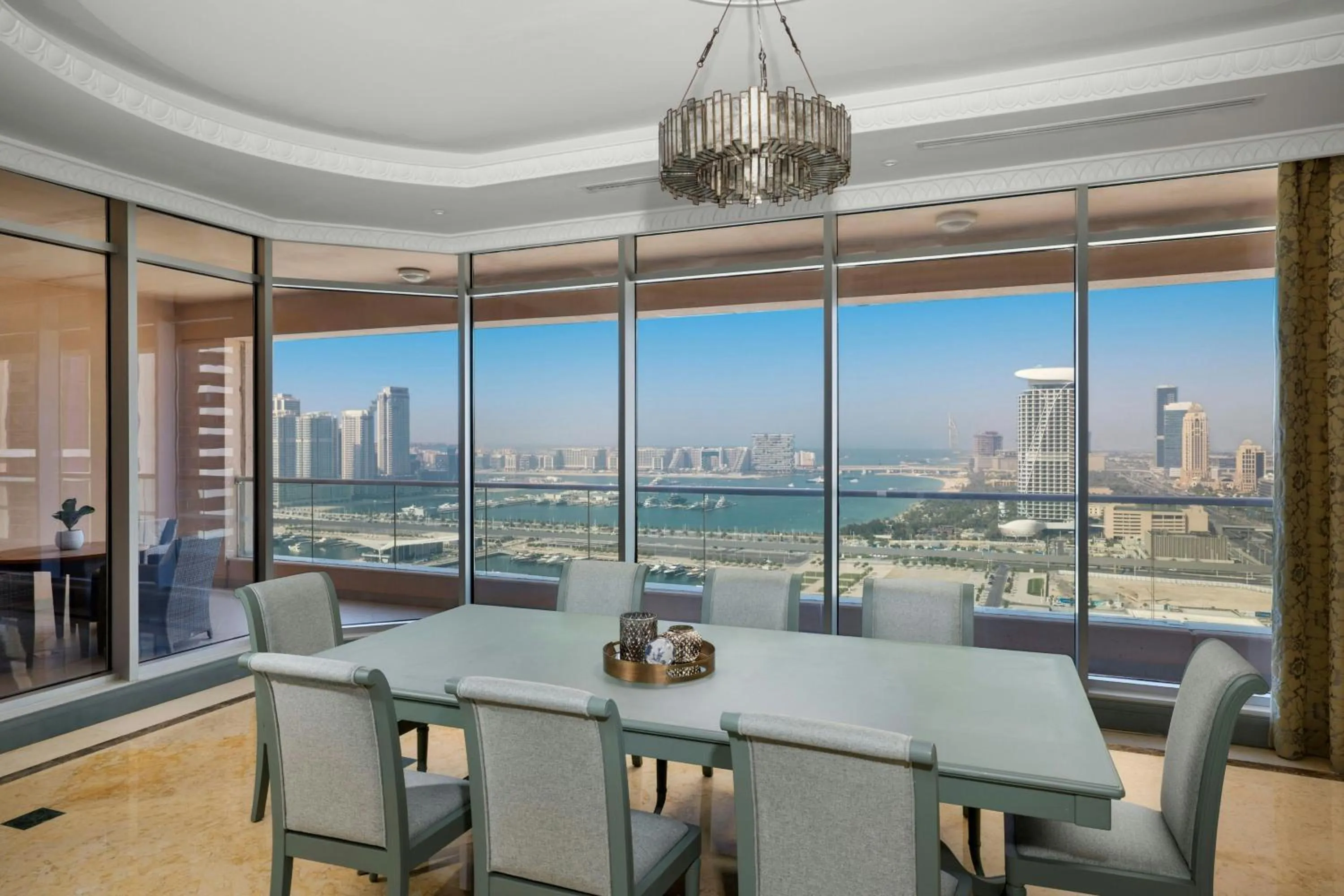 Photo of the whole room in Al Habtoor Grand Resort, Autograph Collection