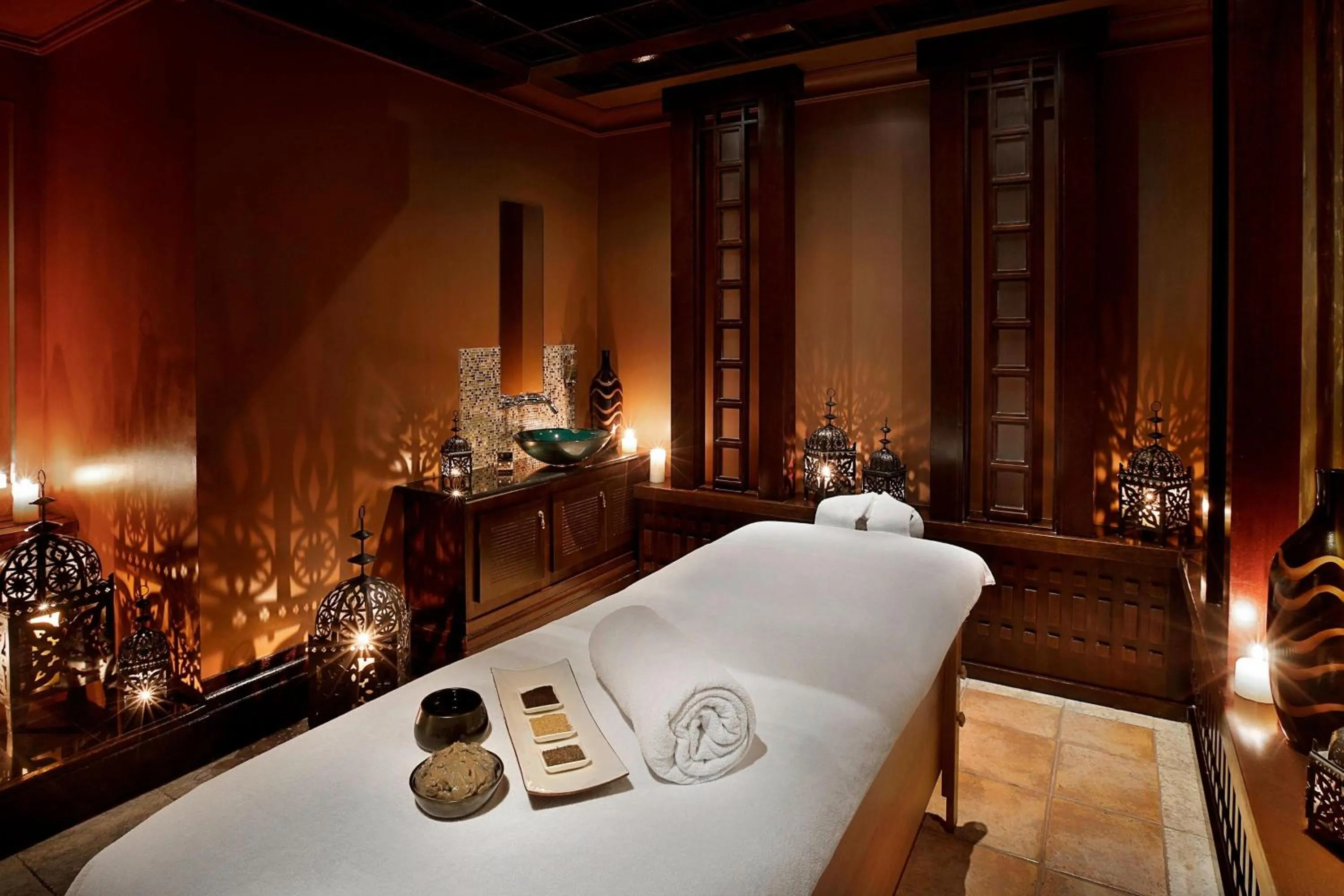 Spa and wellness centre/facilities in Al Habtoor Grand Resort, Autograph Collection