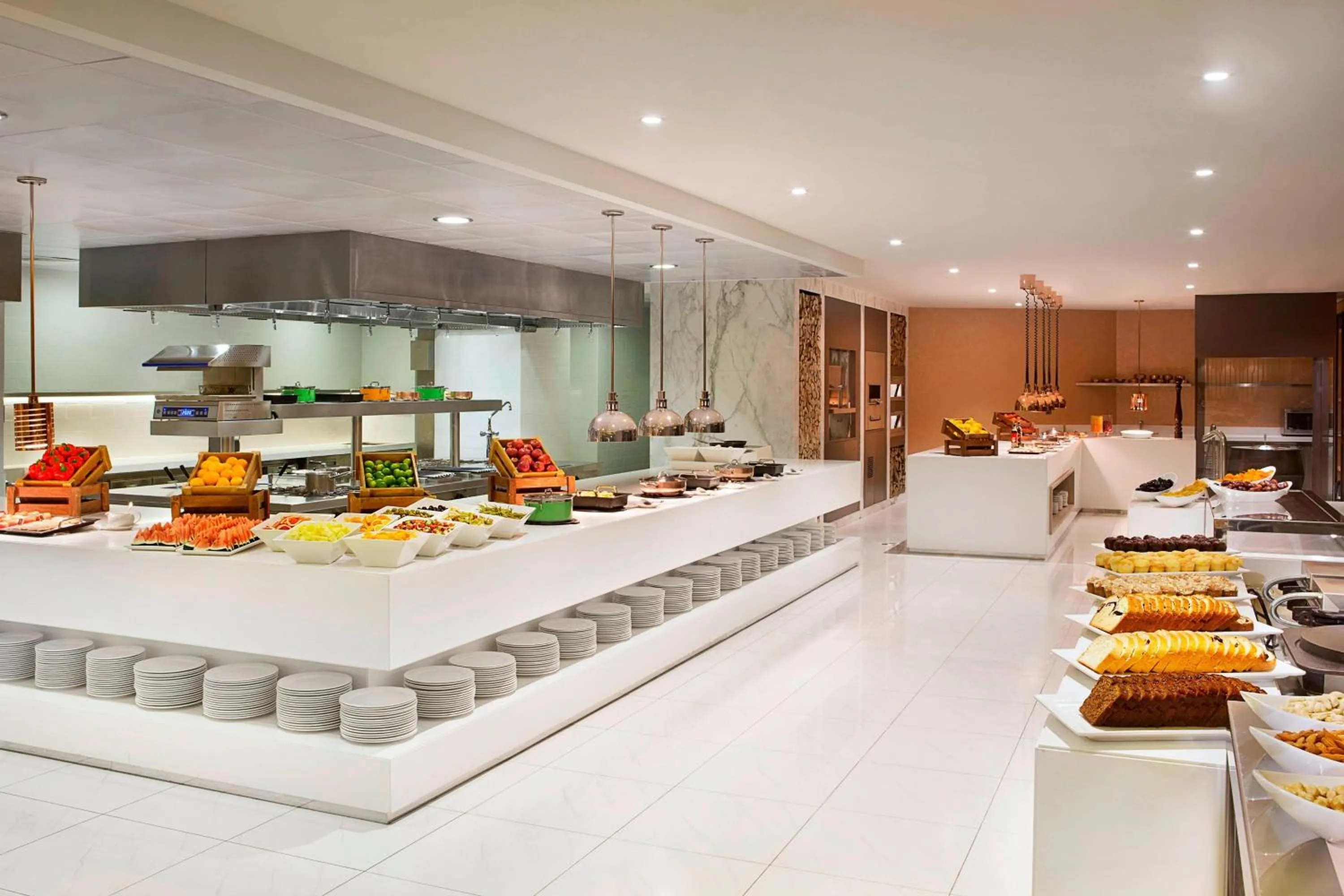 Kitchen or kitchenette in Al Habtoor Grand Resort, Autograph Collection