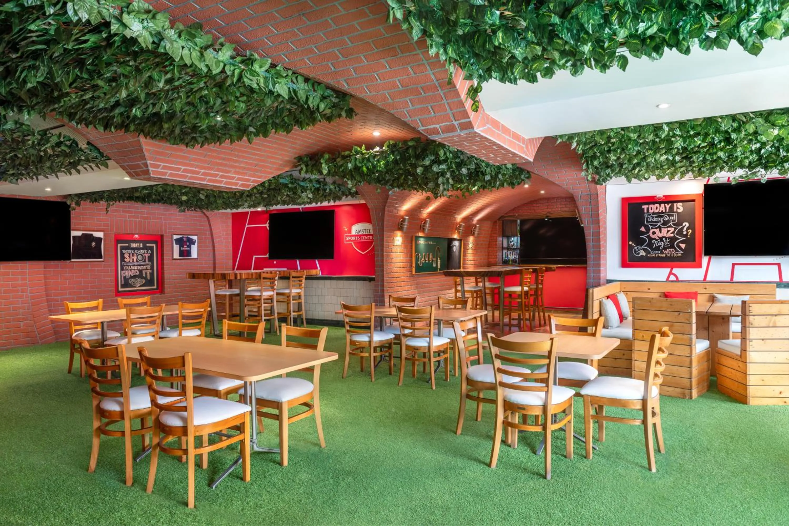 Restaurant/places to eat in Al Habtoor Grand Resort, Autograph Collection