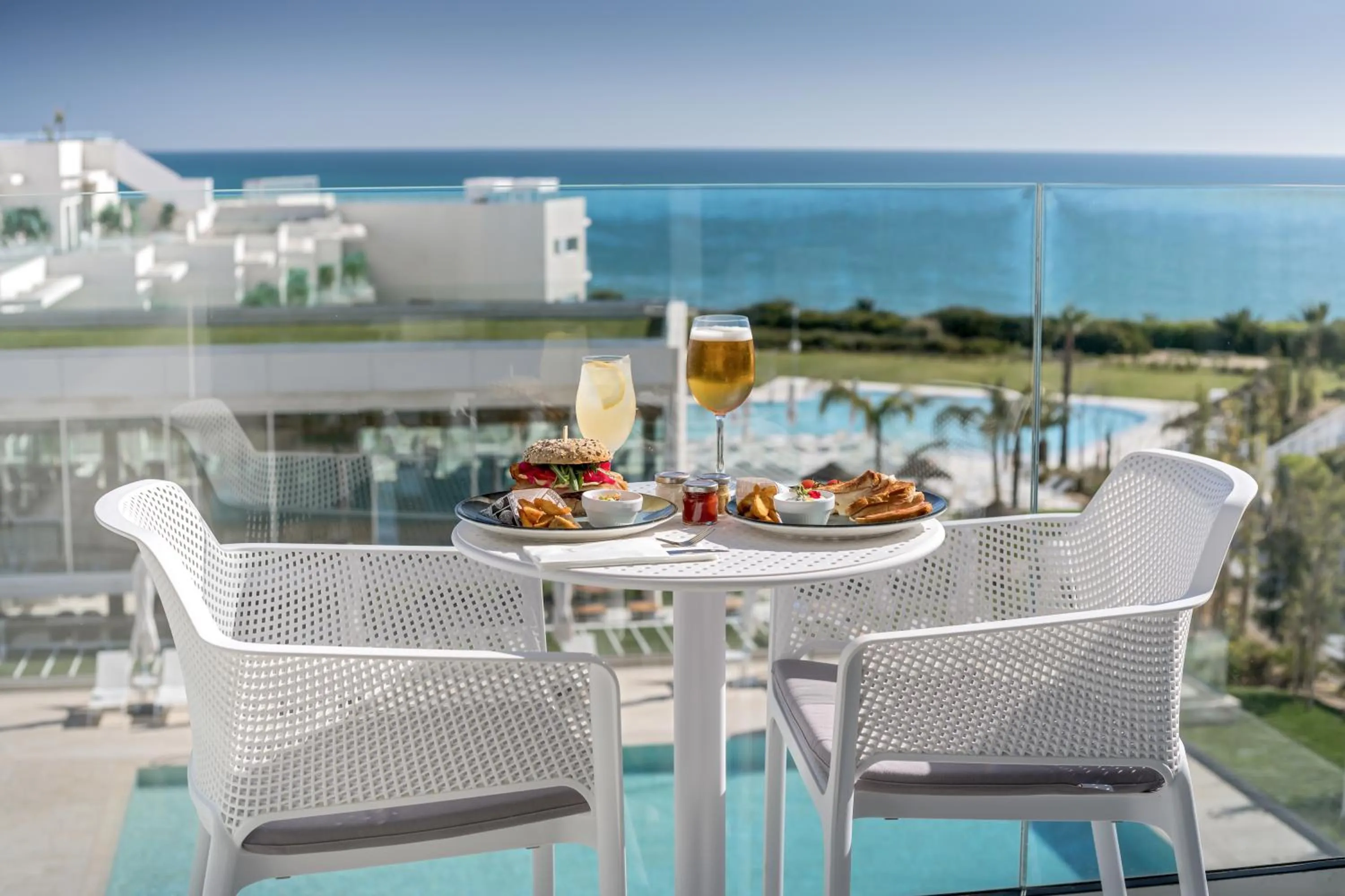 room service in Barceló Conil Playa - Adults Recommended