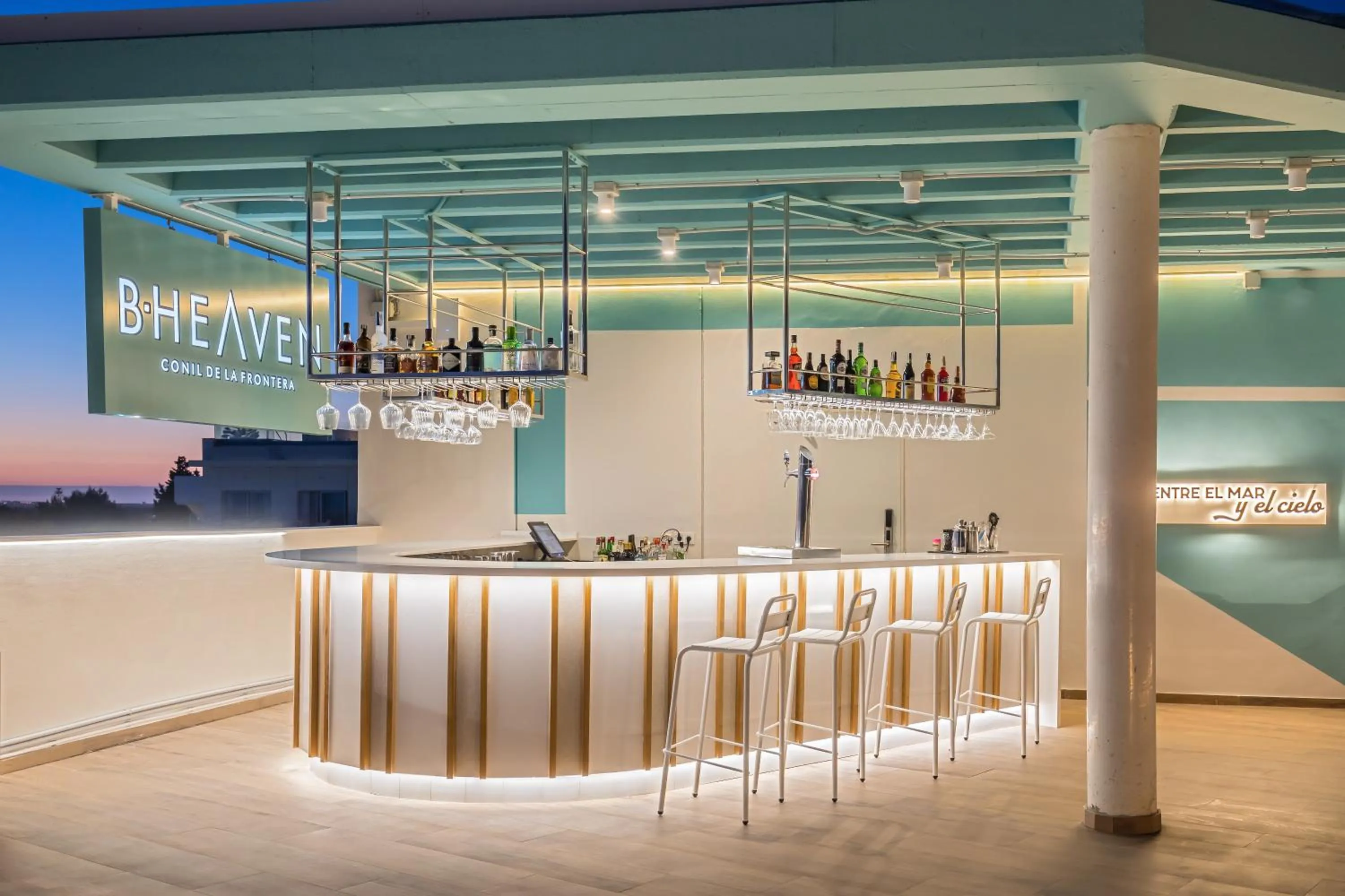 Lounge or bar in Barceló Conil Playa - Adults Recommended