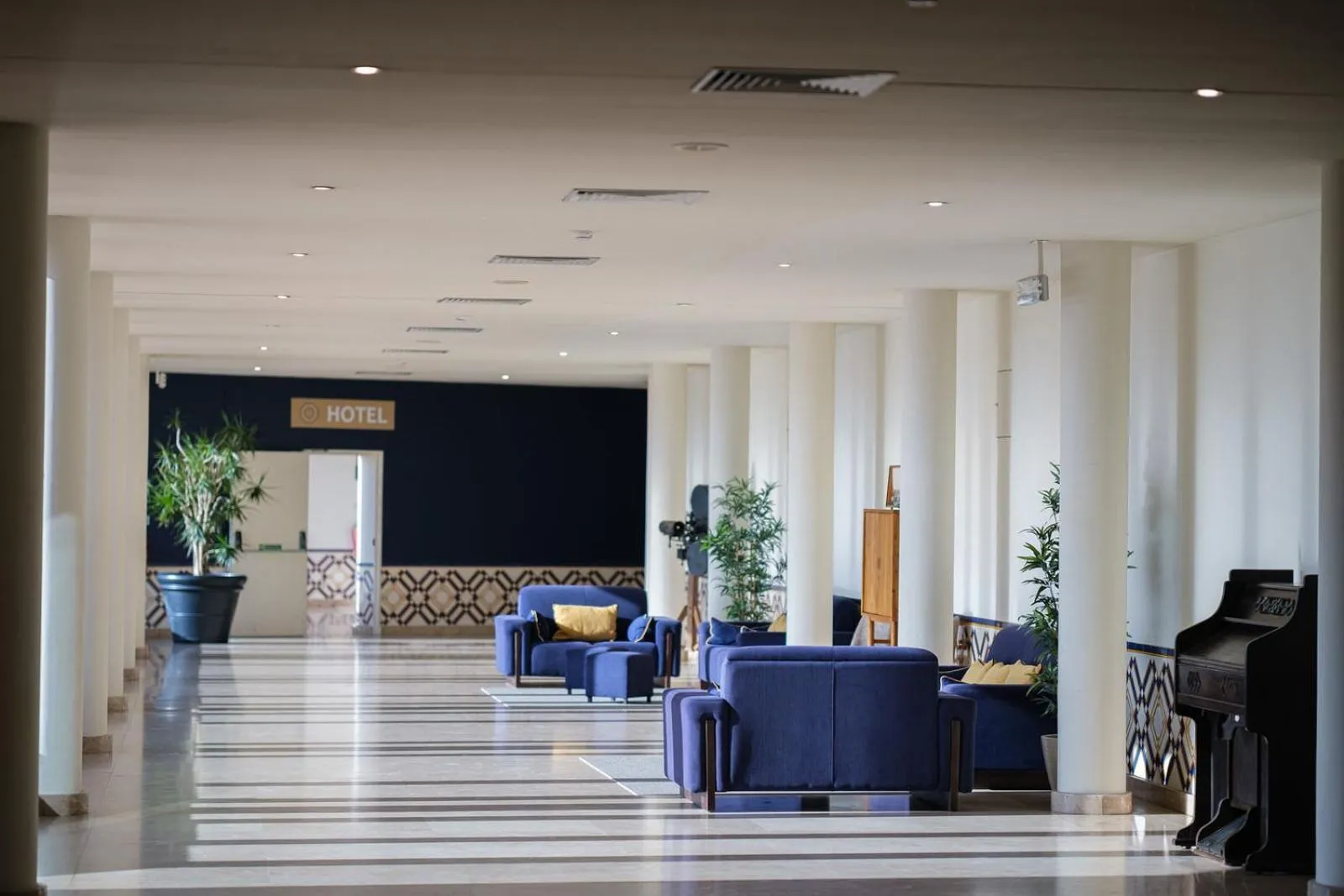 Lobby or reception in Vilar Oporto Hotel