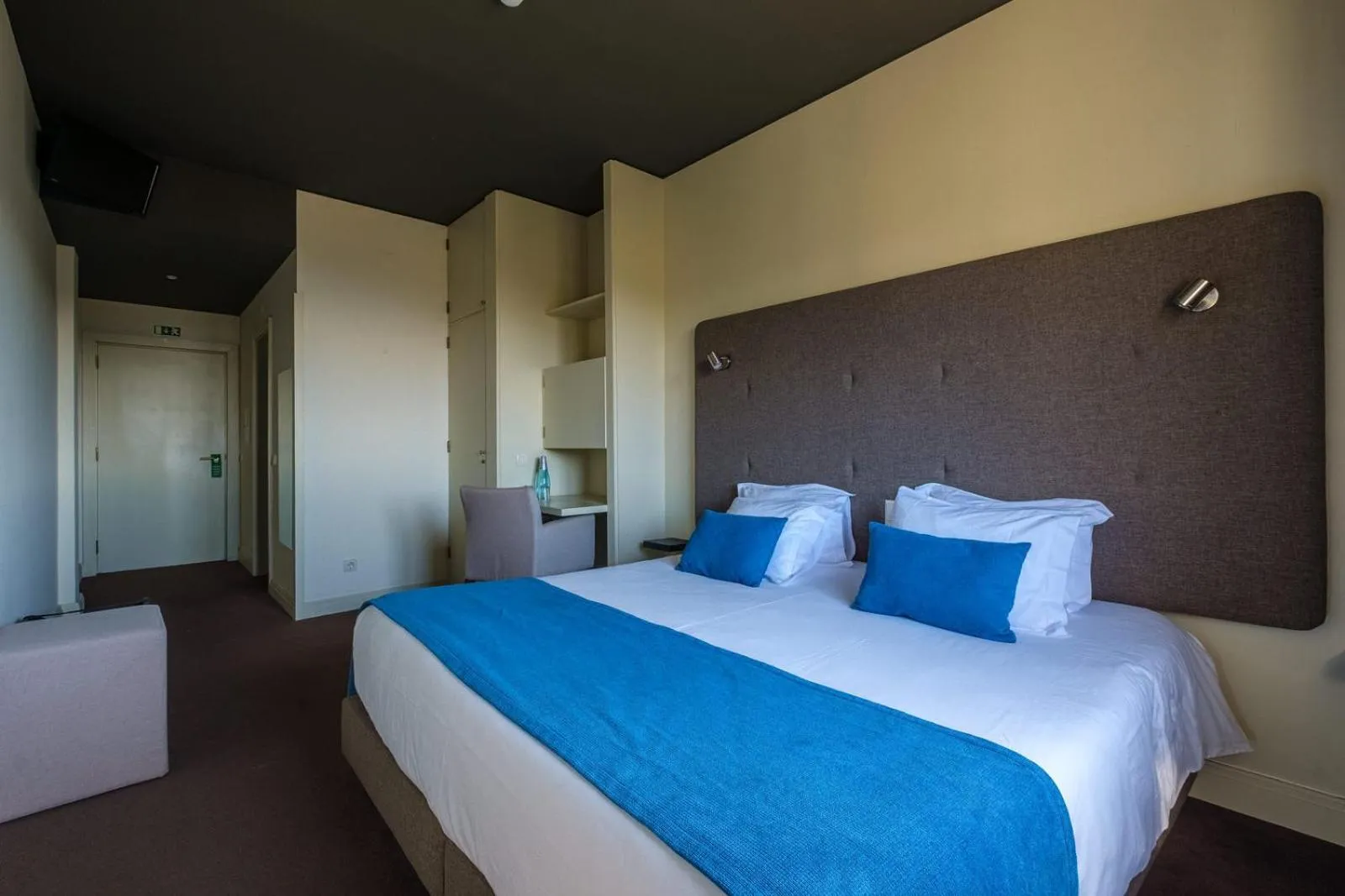 Bedroom, Bed in Vilar Oporto Hotel