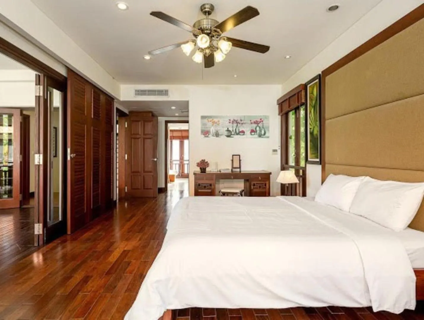 Bed in Abogo Resort Villas Luxury Da Nang