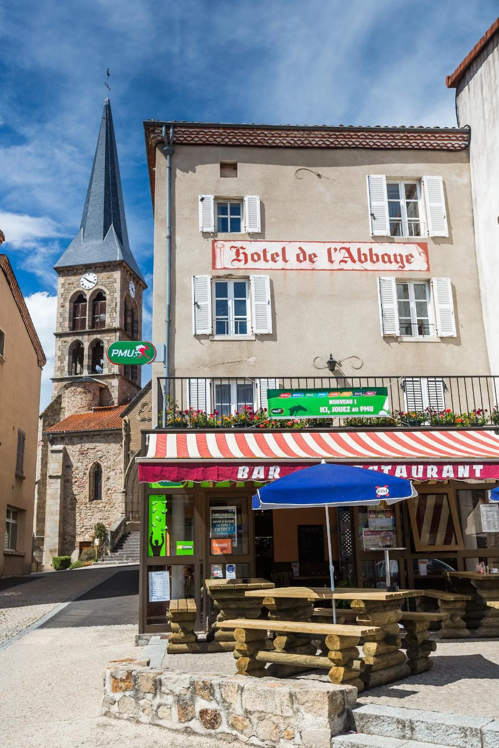 Facade/entrance in Hotel De L'Abbaye