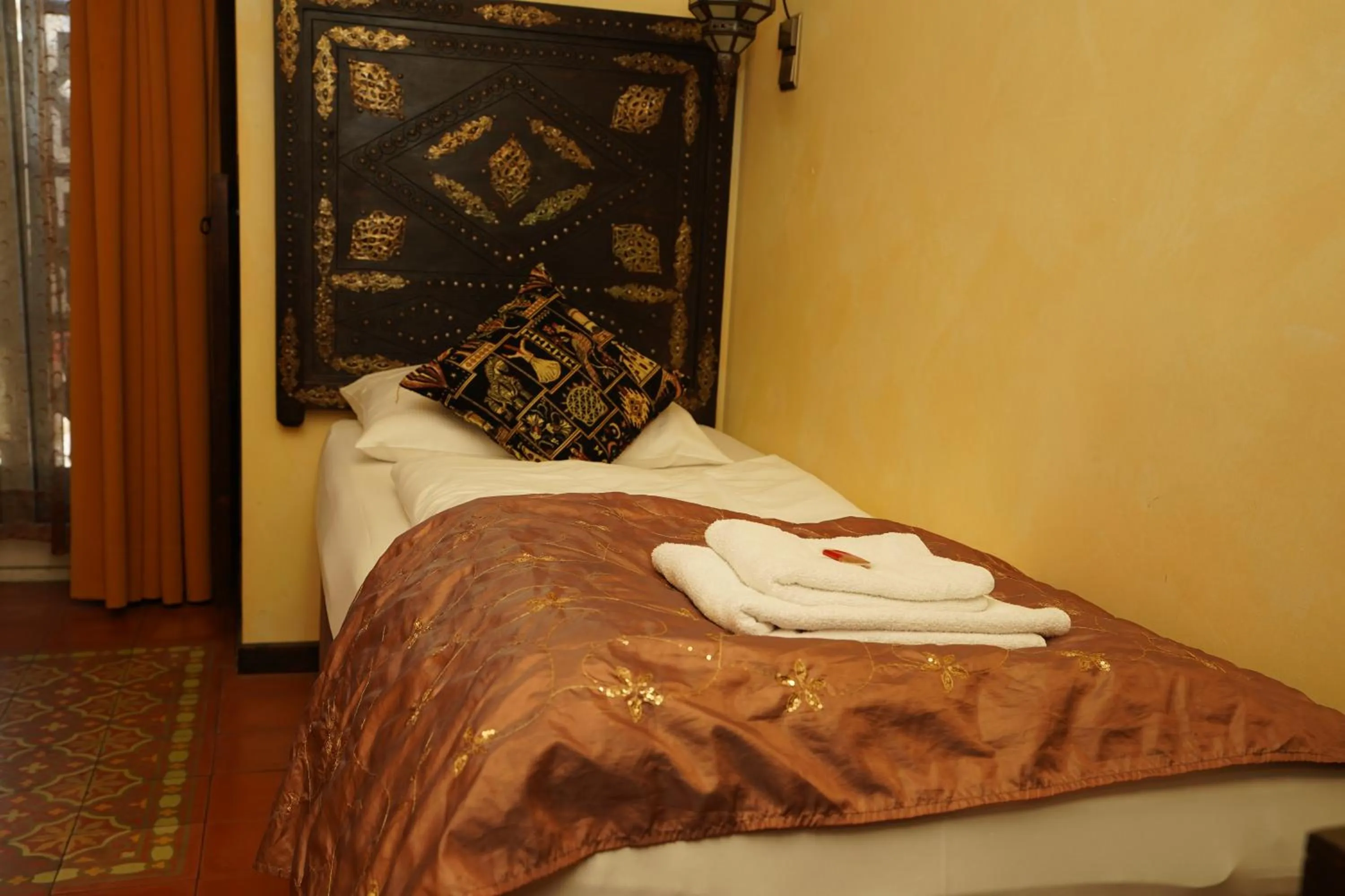 Hotel Villa Oriental & Restaurant                                               