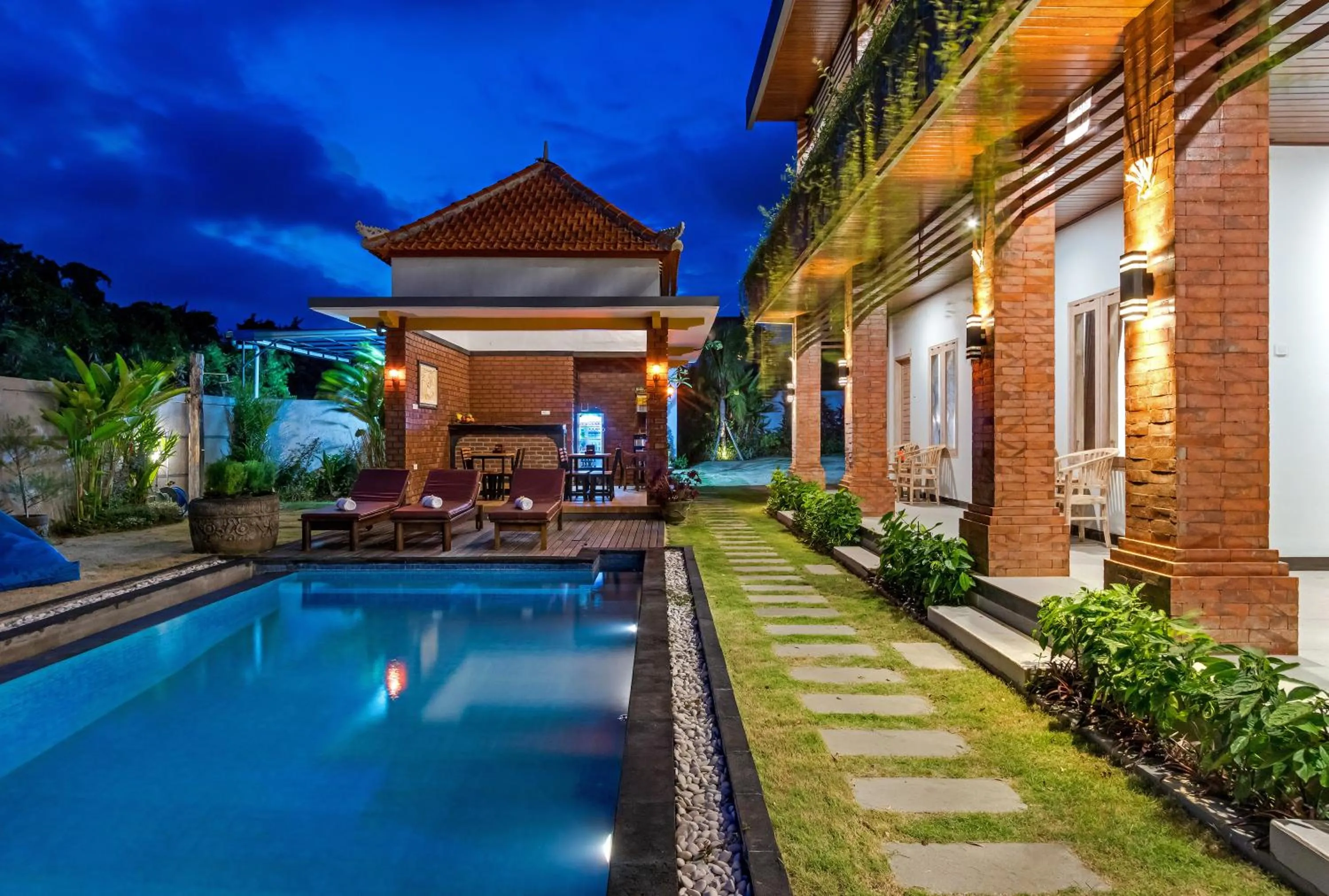 Garden in La Sari Village