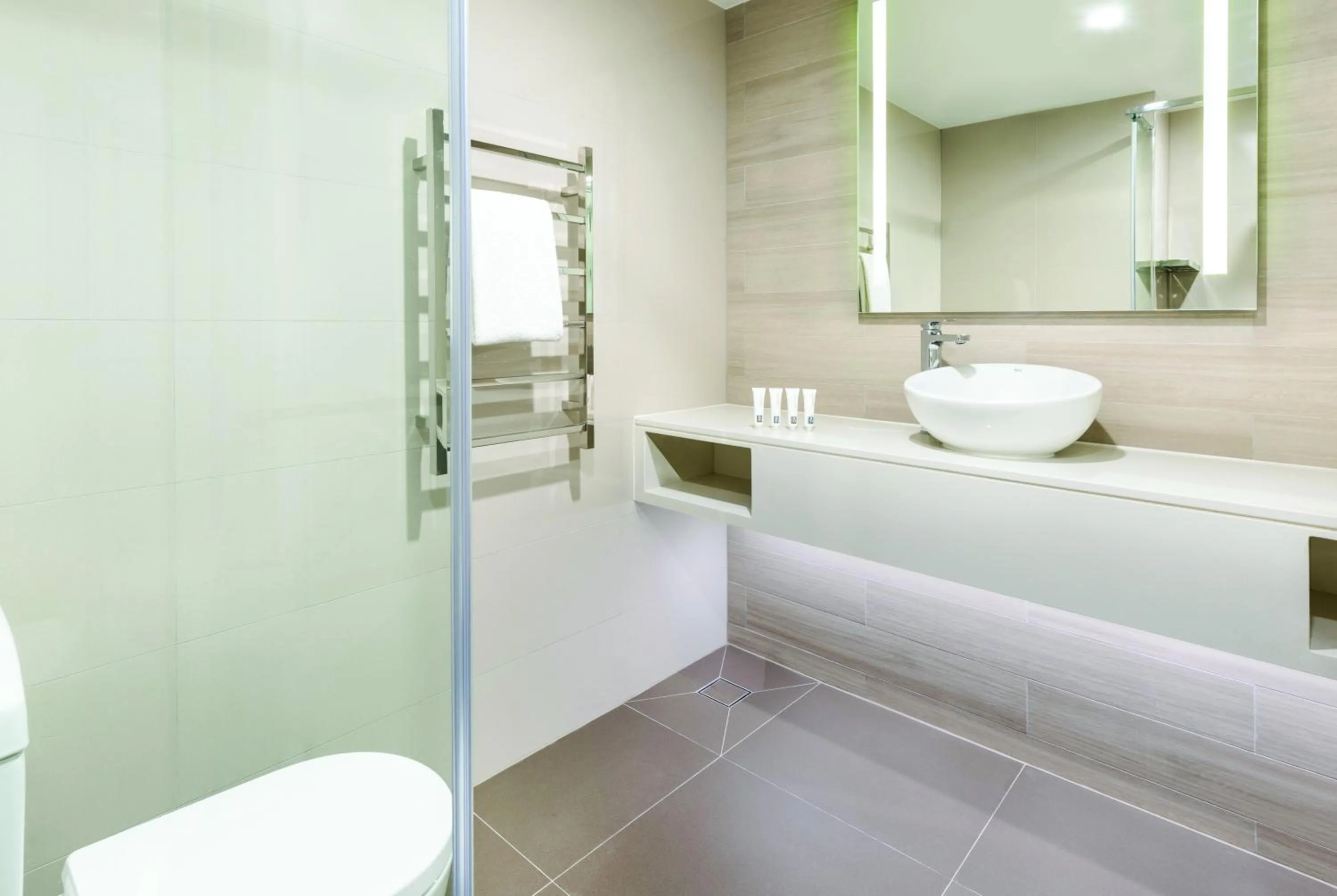 Bathroom in Vibe Hotel Subiaco Perth