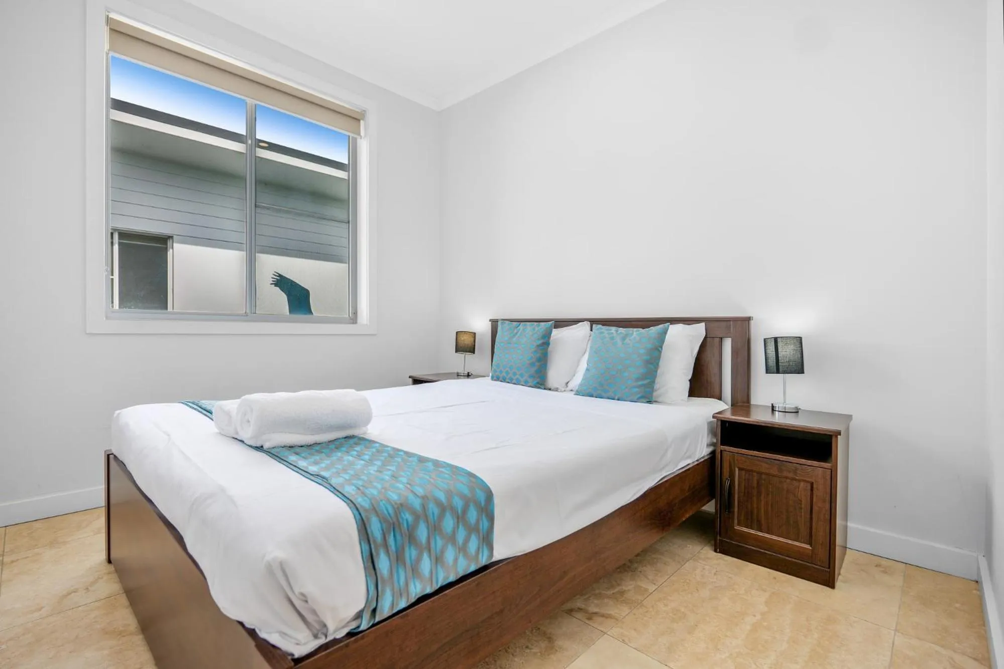 Bedroom, Bed in Lakes Resort Toukley