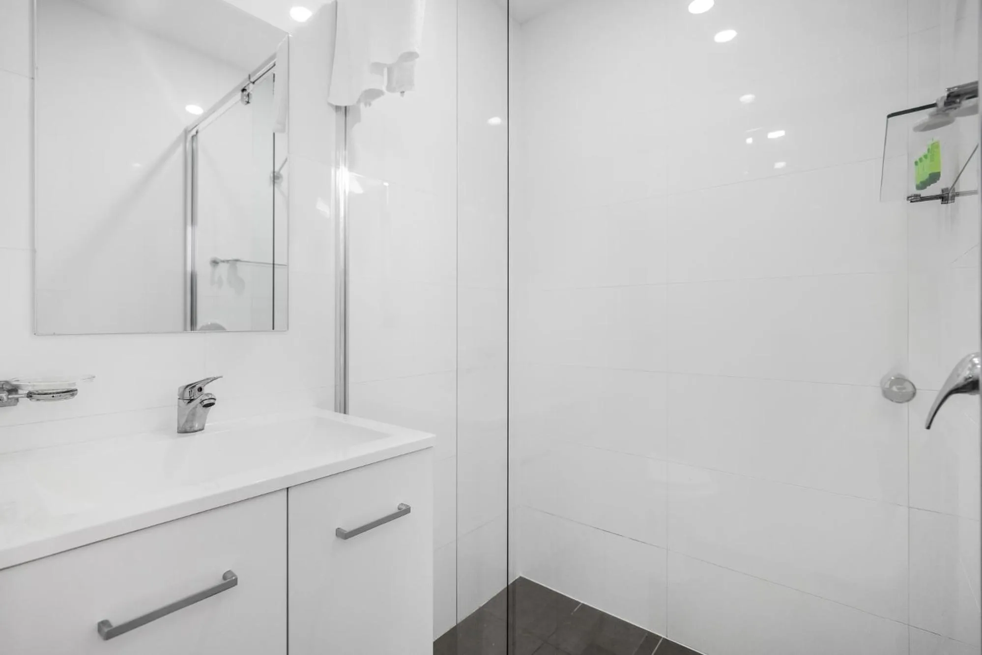 Shower in Lakes Resort Toukley