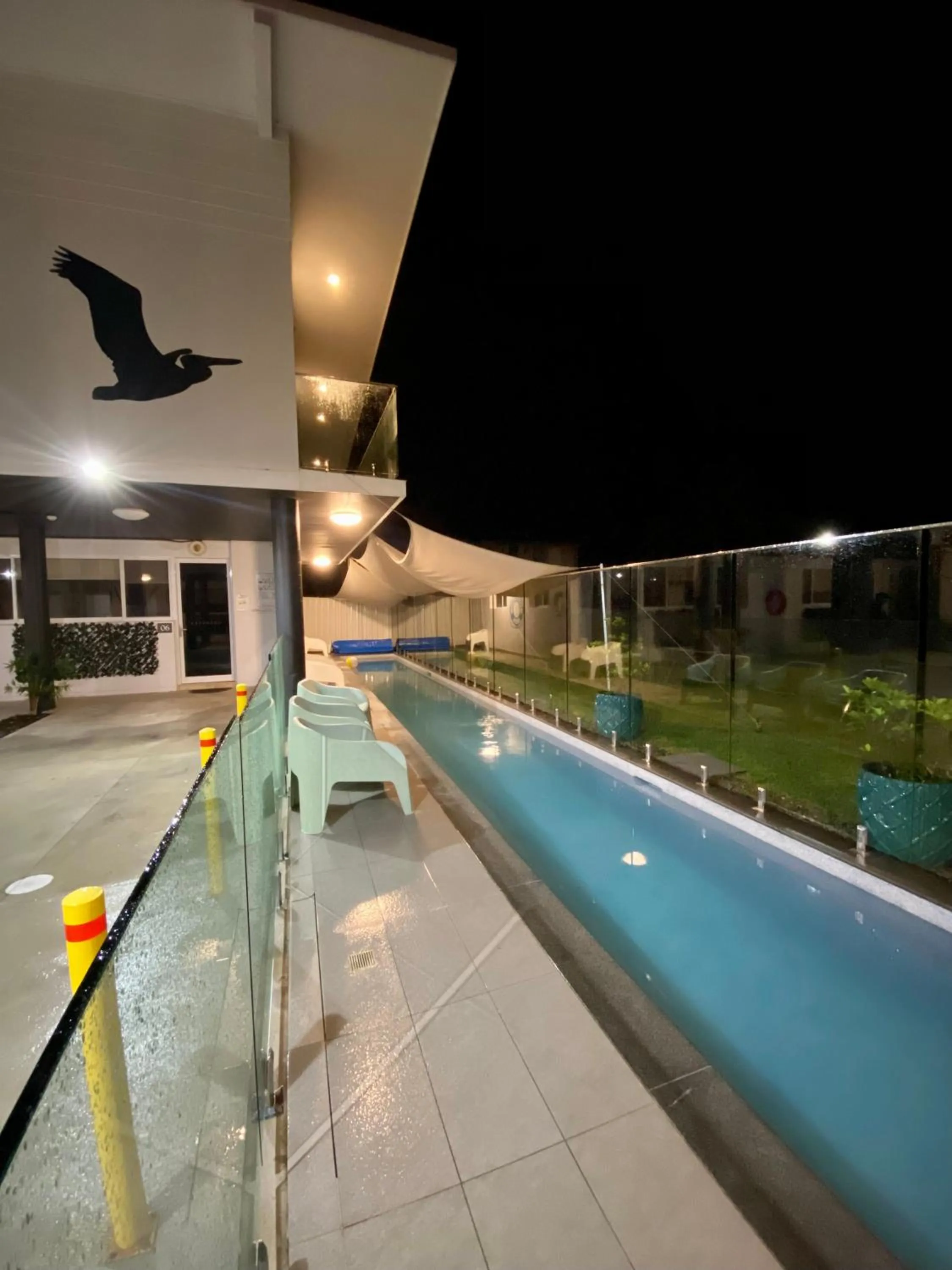 Swimming pool in Lakes Resort Toukley
