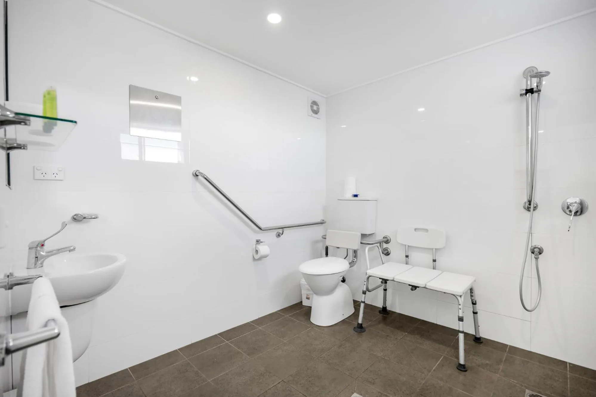 Toilet in Lakes Resort Toukley