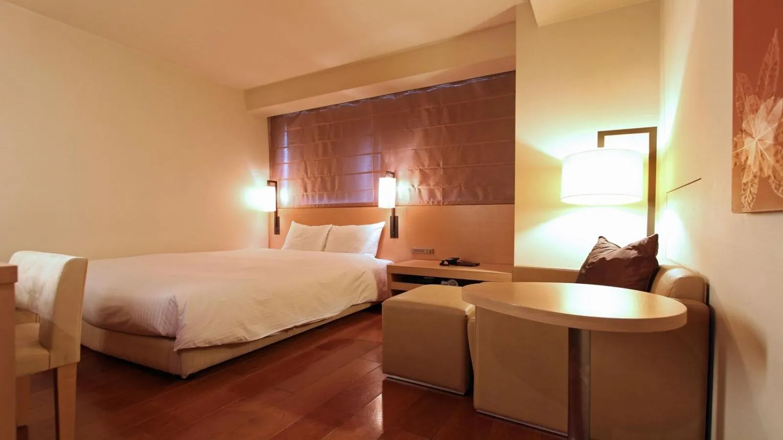 Bed in KOKO HOTEL Fukuoka Tenjin