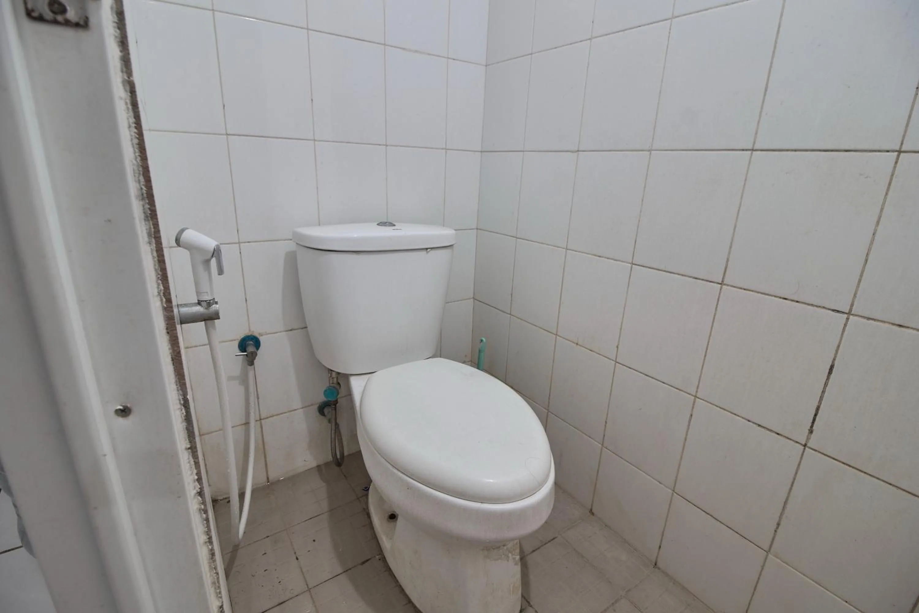 Bathroom in Room Rendi @ Apt Dramaga Tower