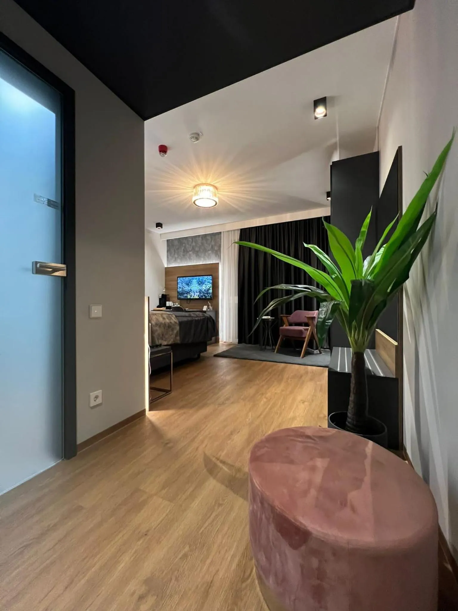 Photo of the whole room in Design Hotel Winterrot