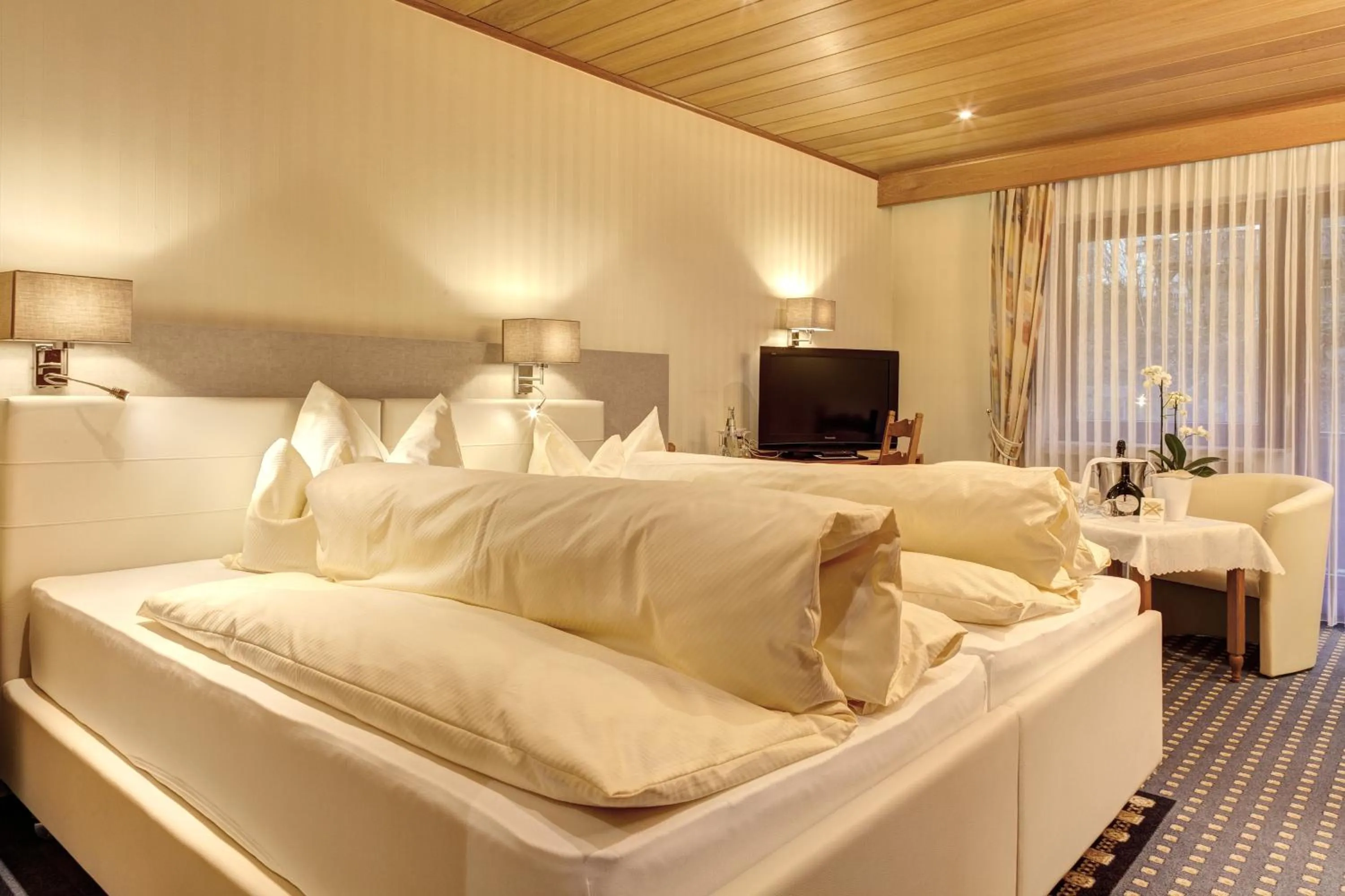 Photo of the whole room, Bed in Zum Wiesengrund