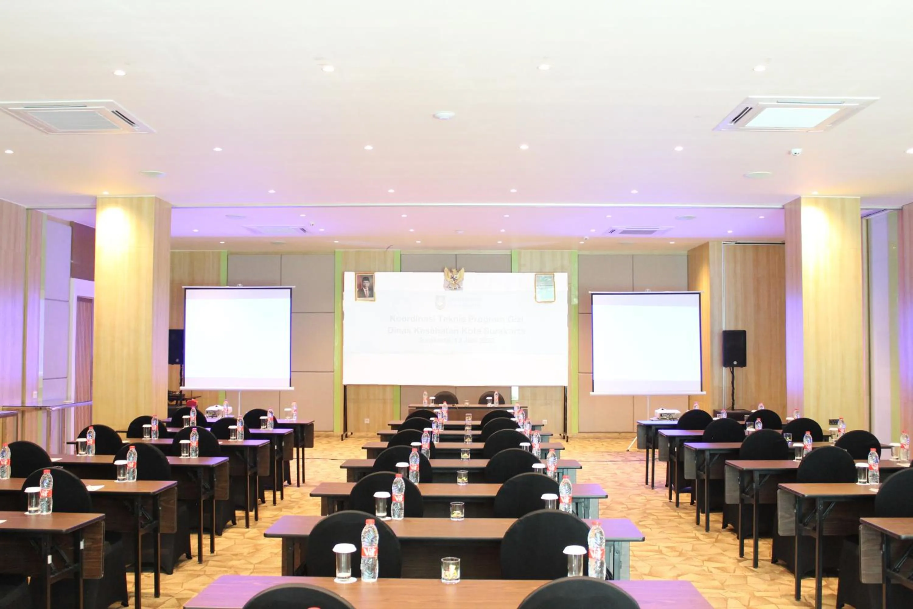 Banquet/Function facilities in Zest Parang Raja Solo by Swiss-Belhotel International