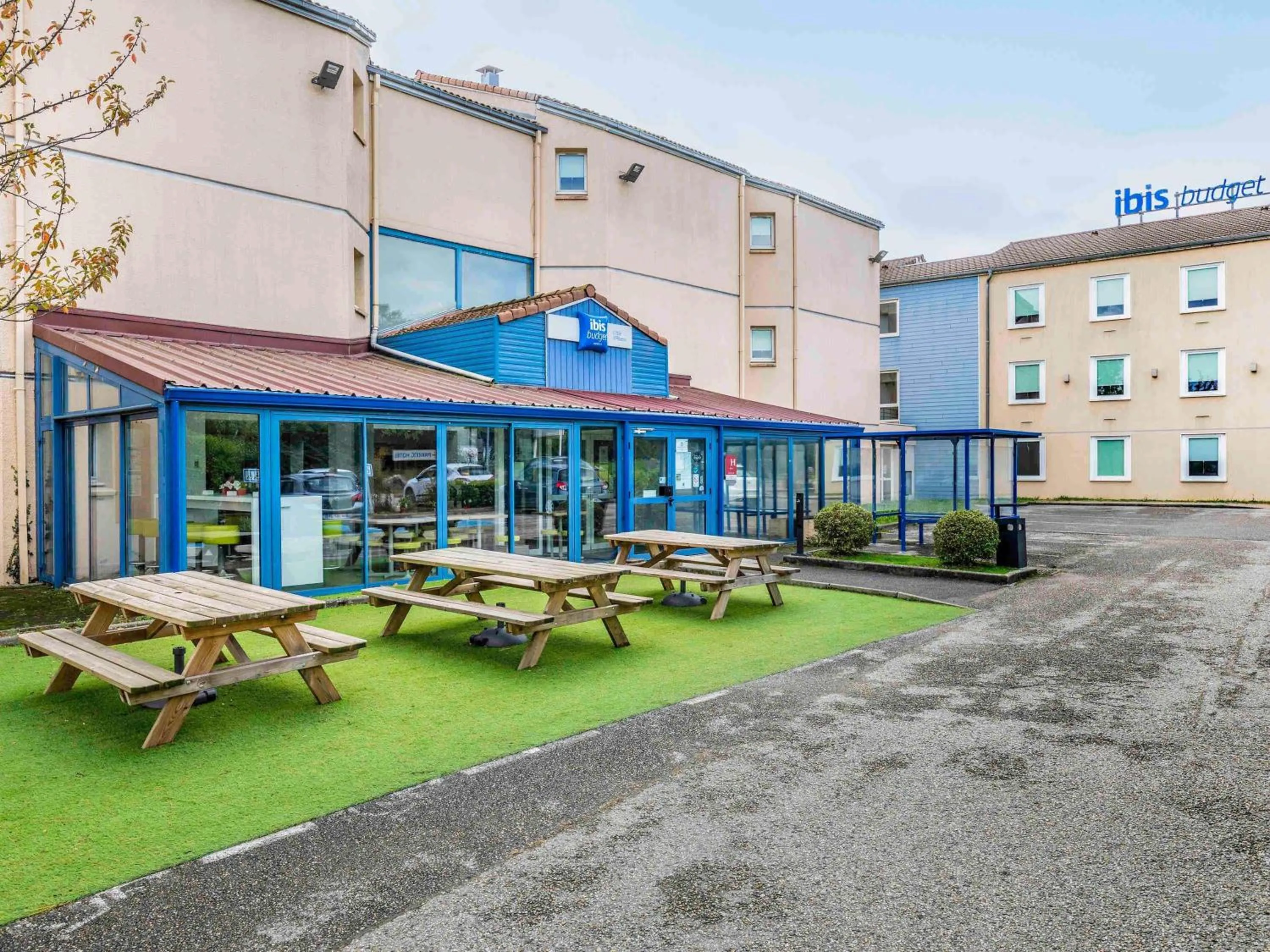 Property building in Ibis Budget Lyon Est Saint Quentin Fallavier