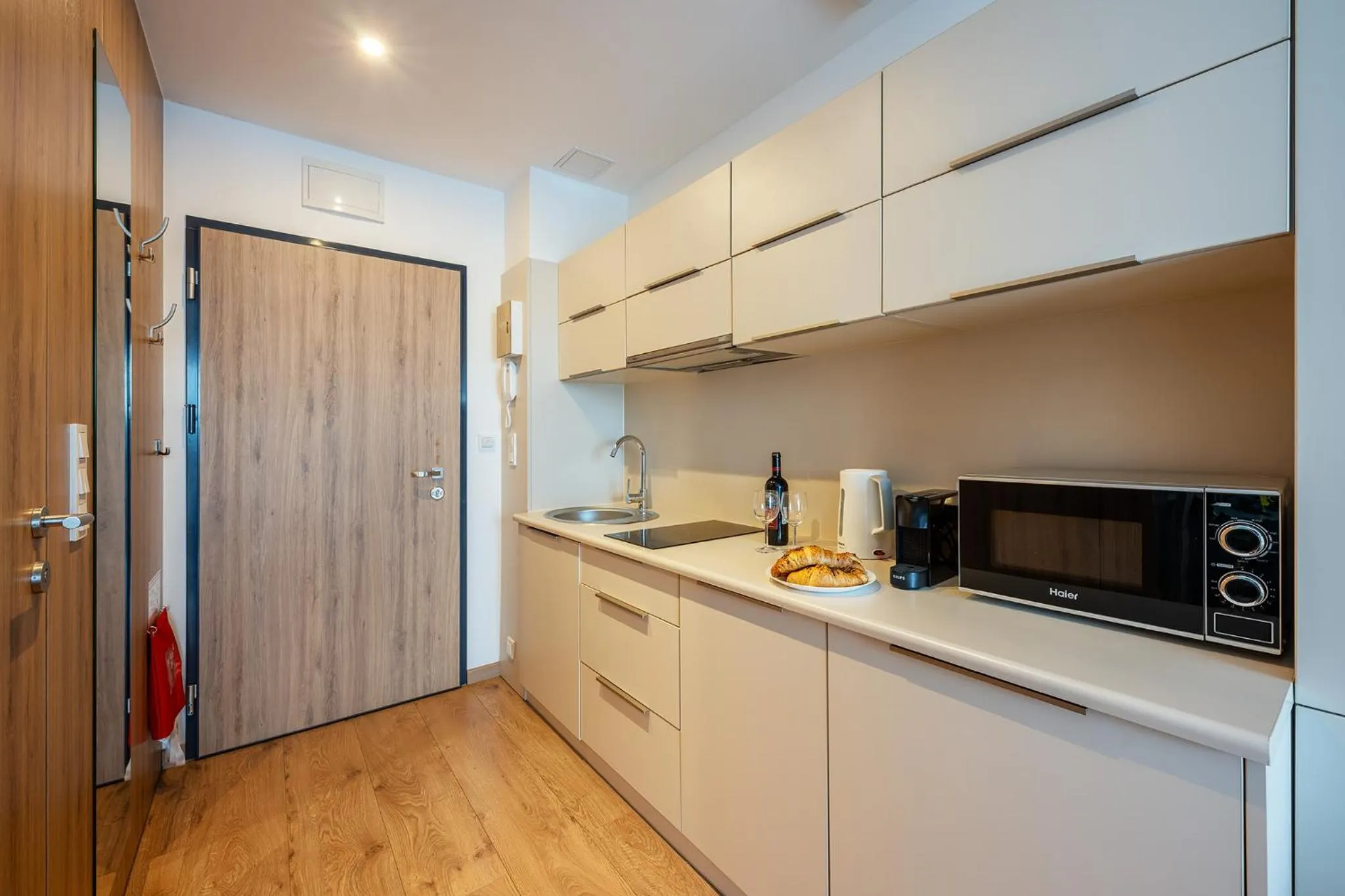 Kitchen or kitchenette in Aparthotel City Break Wolska